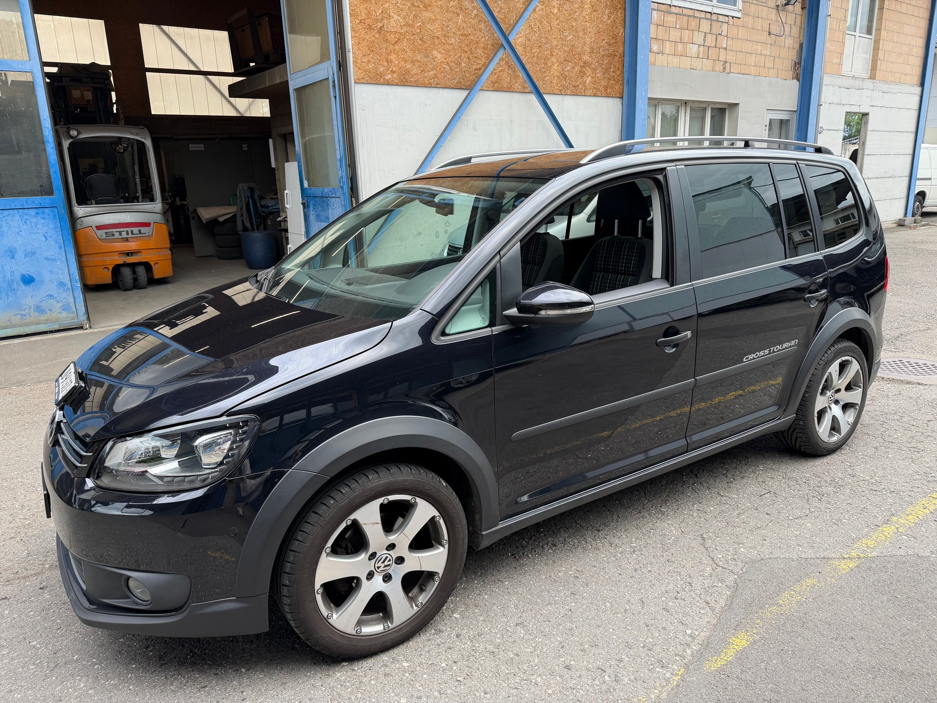 VW CrossTouran 1.4 TSI DSG-image-0
