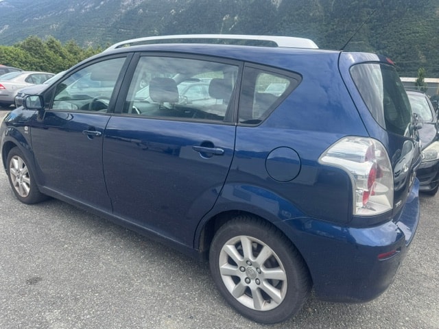 TOYOTA Corolla Verso 1.8 Linea Sol-image-1