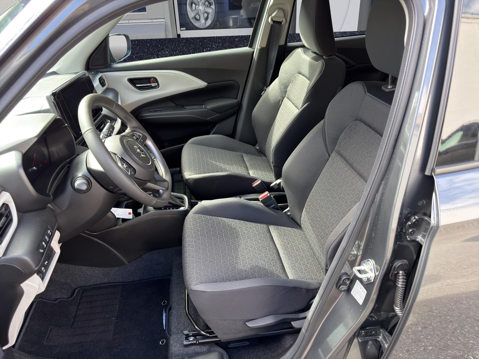 SUZUKI Swift 1.2 Compact+ Hybrid-image-9