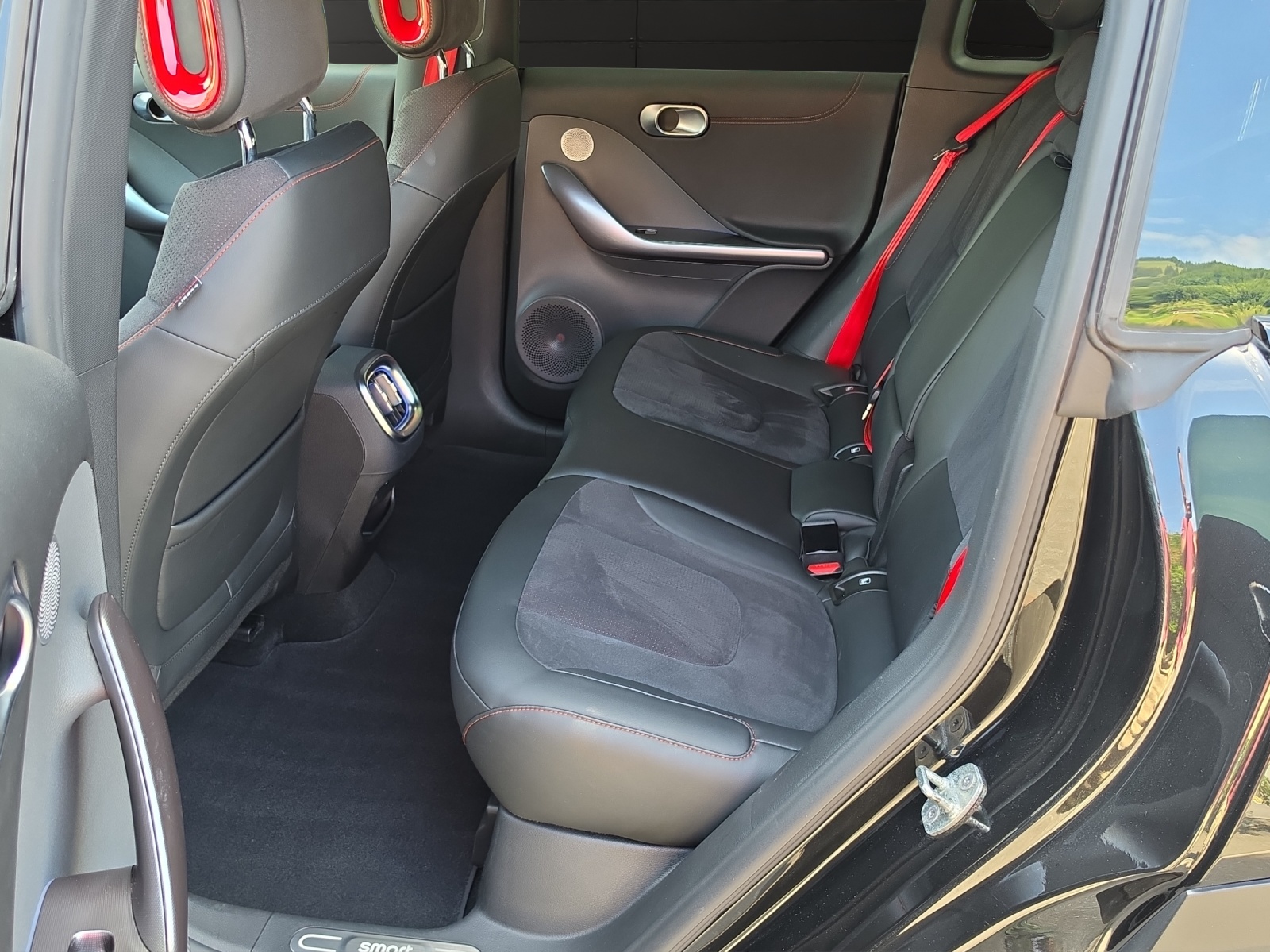 SMART #1 66 kWh Brabus AWD-image-11