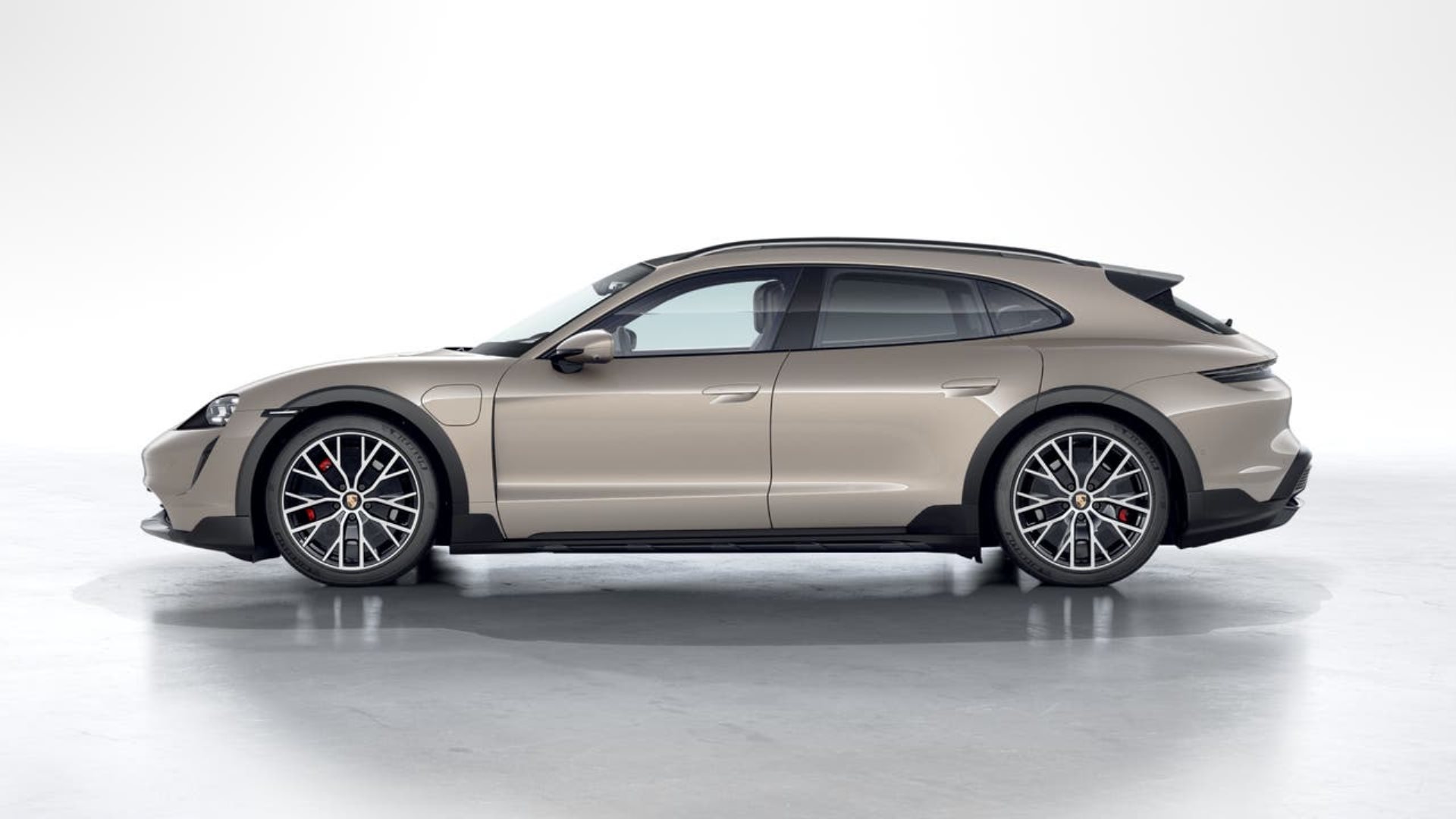 PORSCHE Taycan 4S Cross Turismo-image-1
