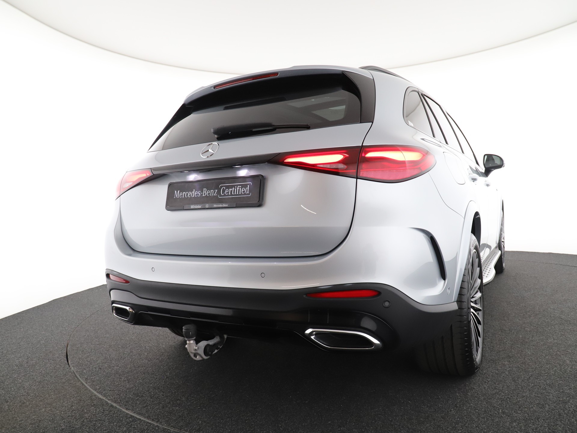 MERCEDES-BENZ GLC 300 e 4M 9G-Tronic-image-15