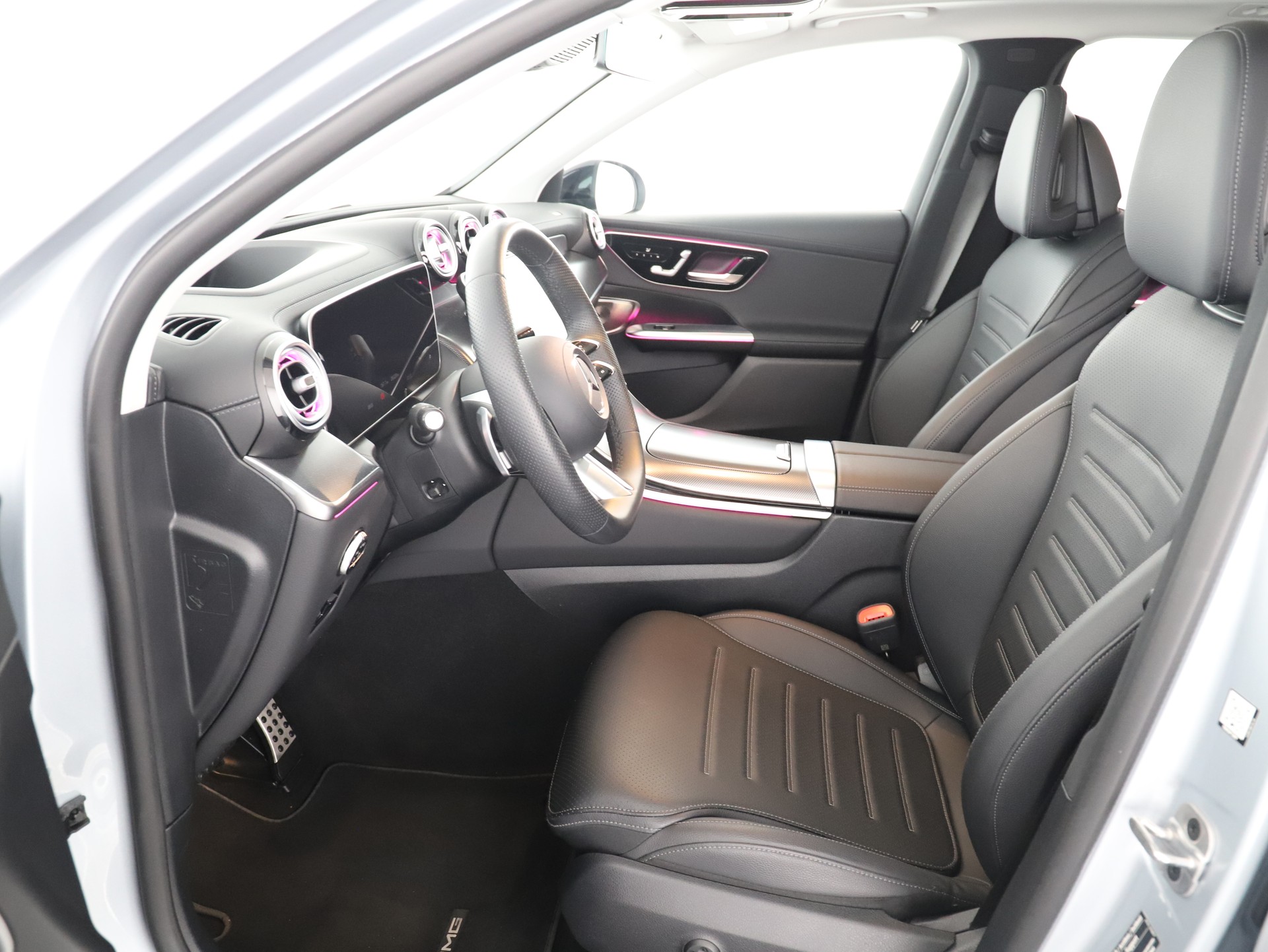 MERCEDES-BENZ GLC 300 e 4M 9G-Tronic-image-10