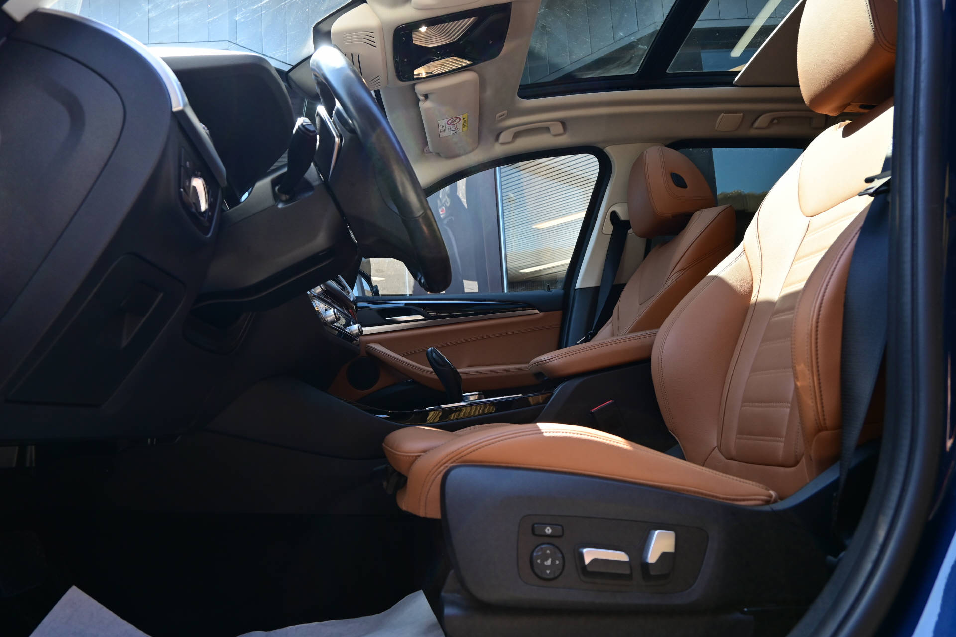 BMW X3 30i xDrive-image-15