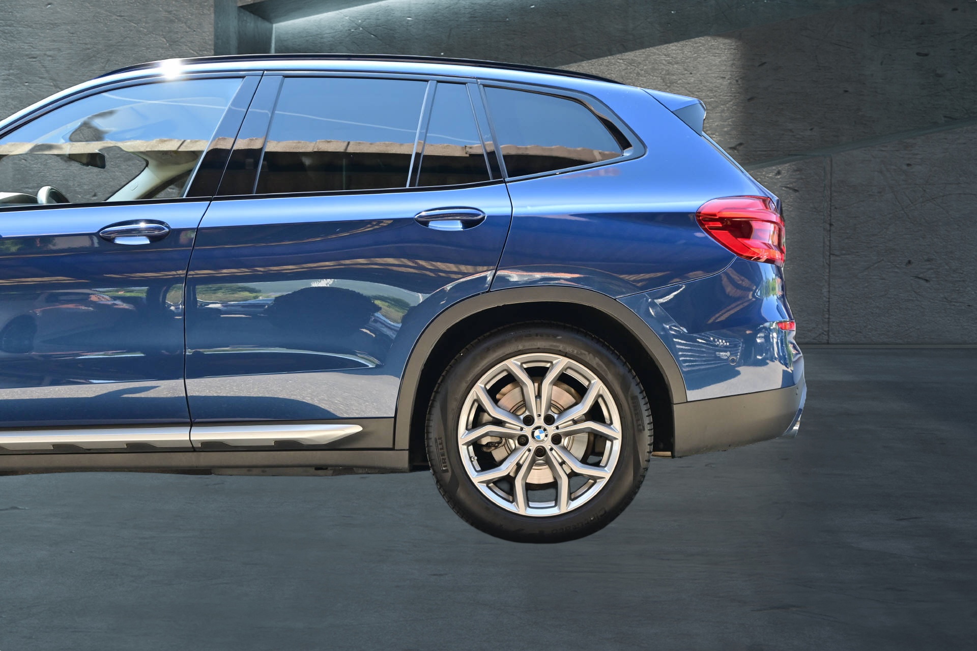 BMW X3 30i xDrive-image-5