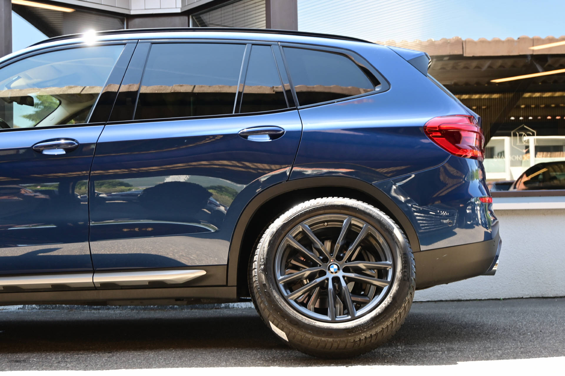 BMW X3 30i xDrive-image-6