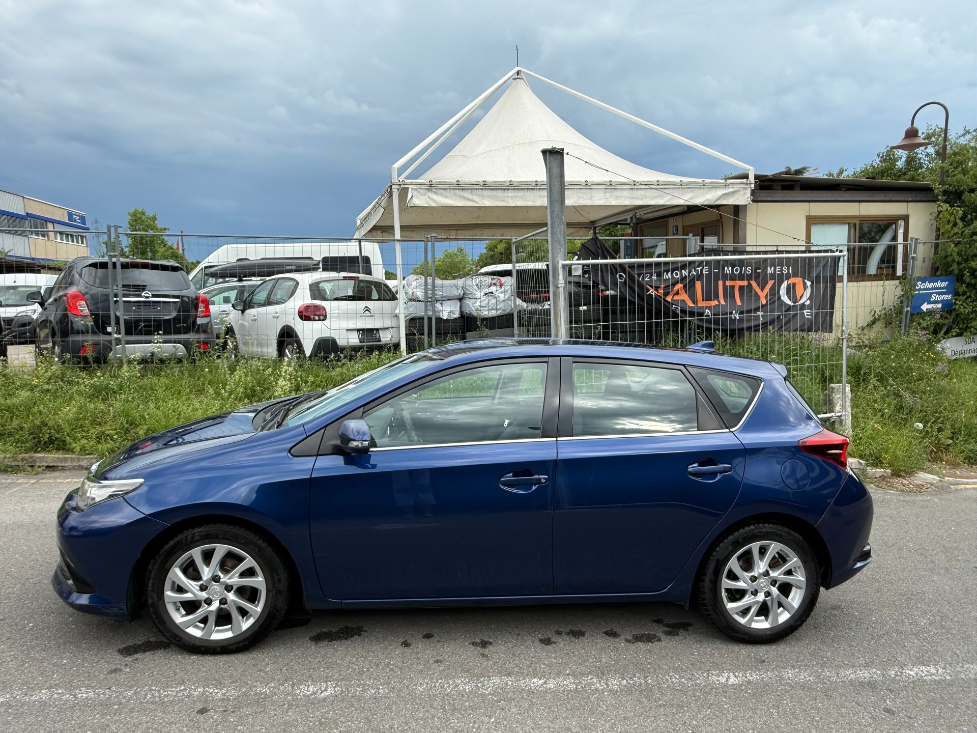 TOYOTA Auris Touring Sports 1.6 D-4D Sol-image-2
