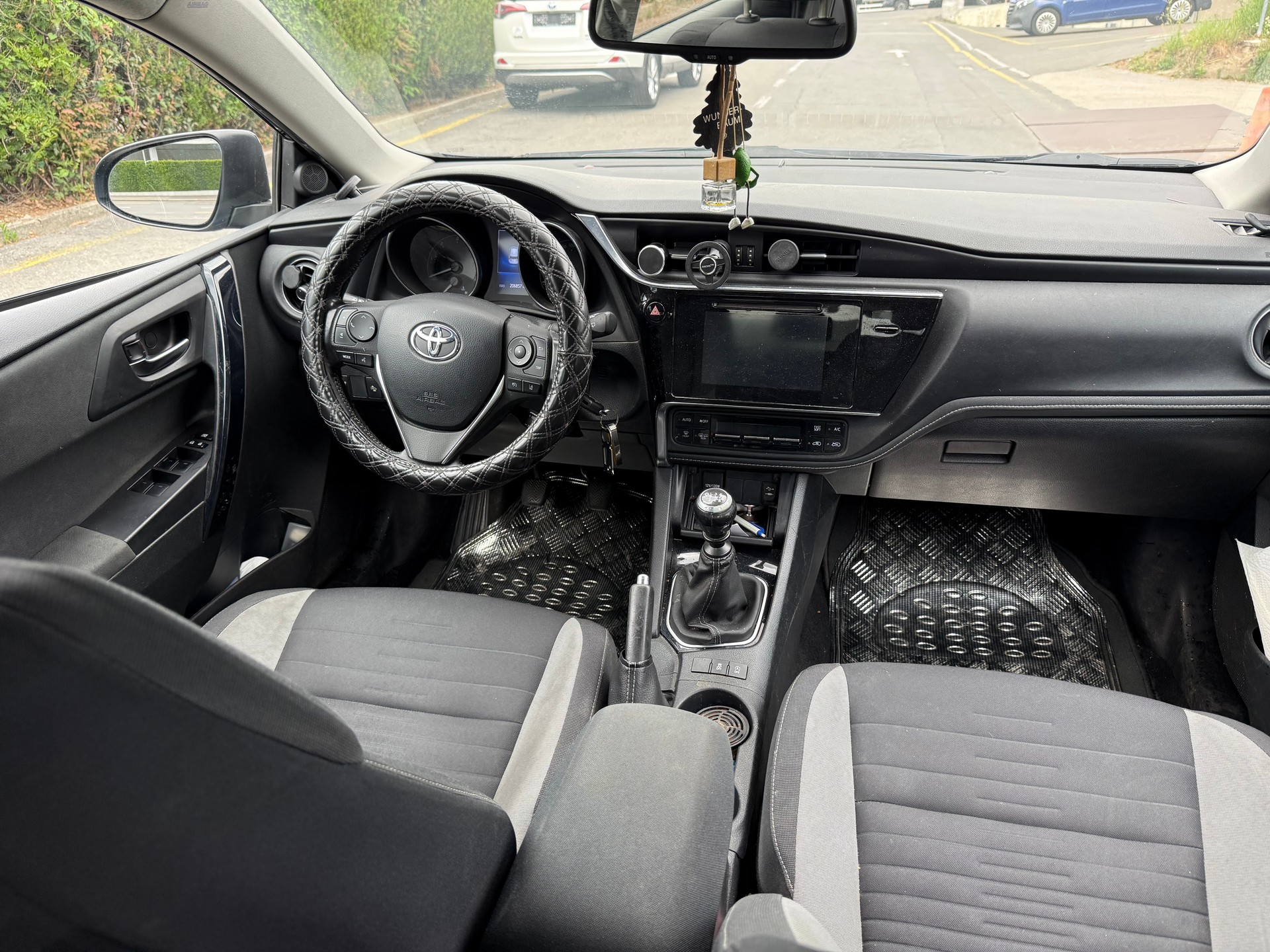 TOYOTA Auris Touring Sports 1.6 D-4D Sol-image-8