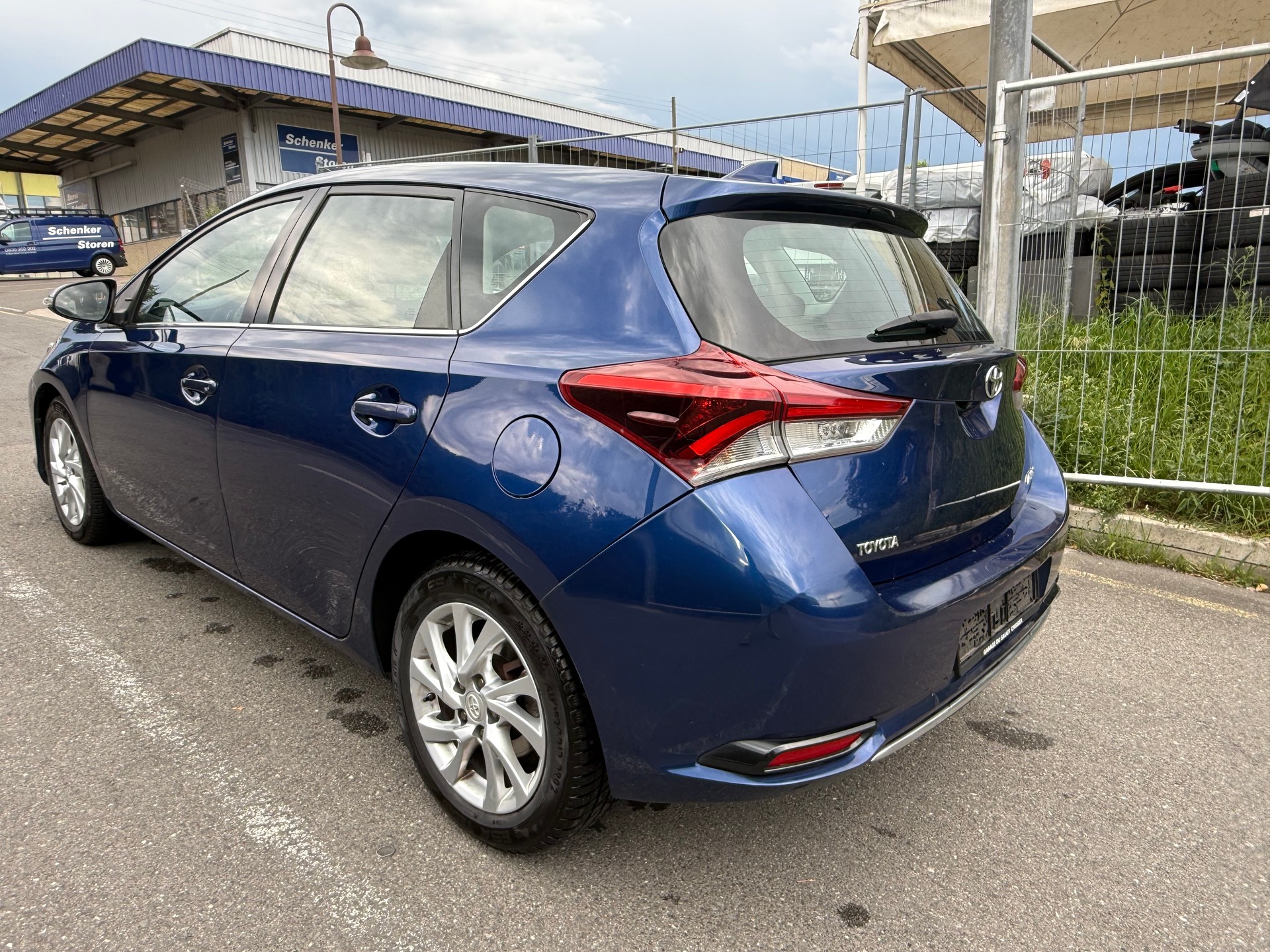 TOYOTA Auris Touring Sports 1.6 D-4D Sol-image-3