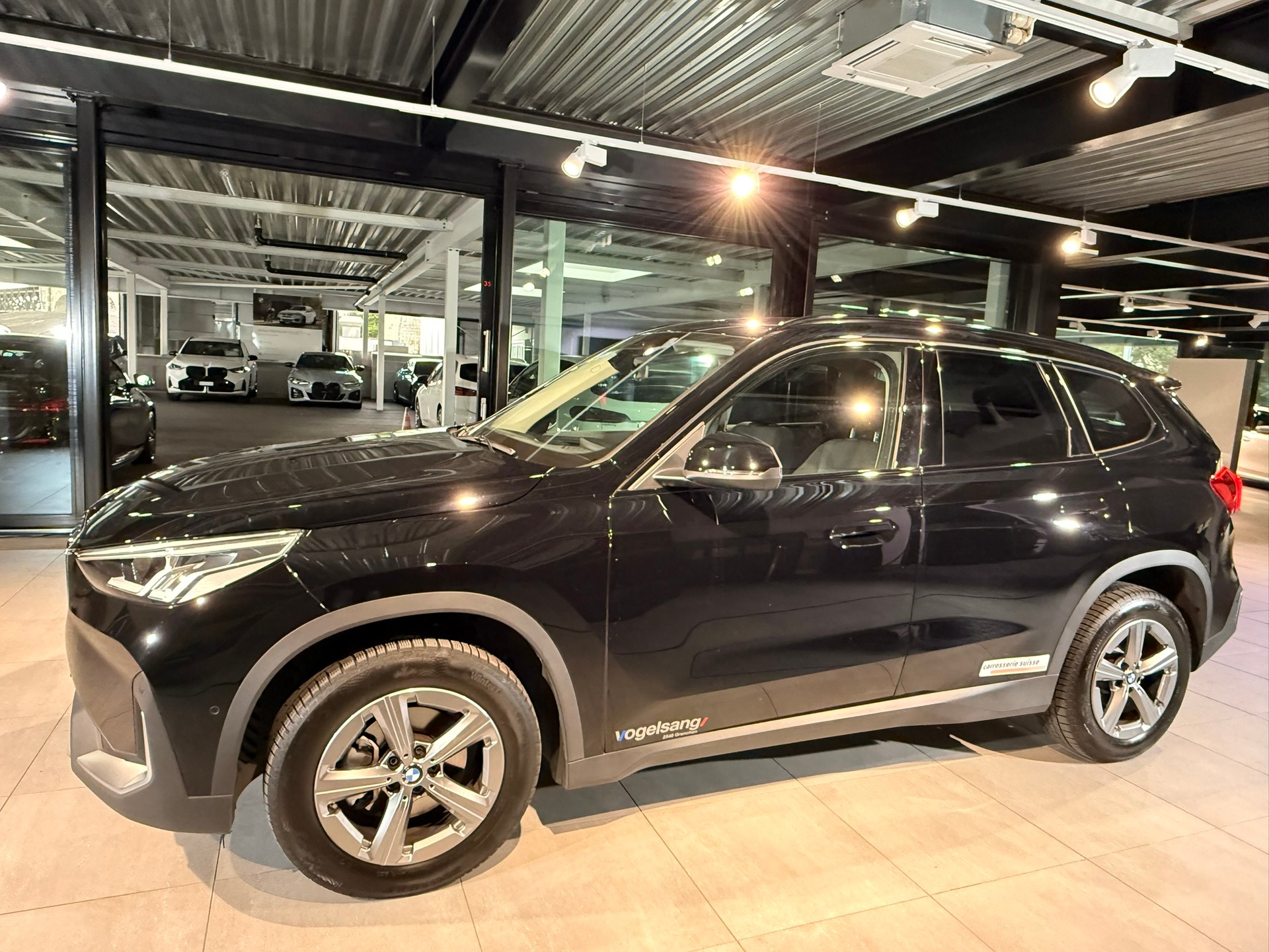 BMW X1 sDrive 18i-image-2