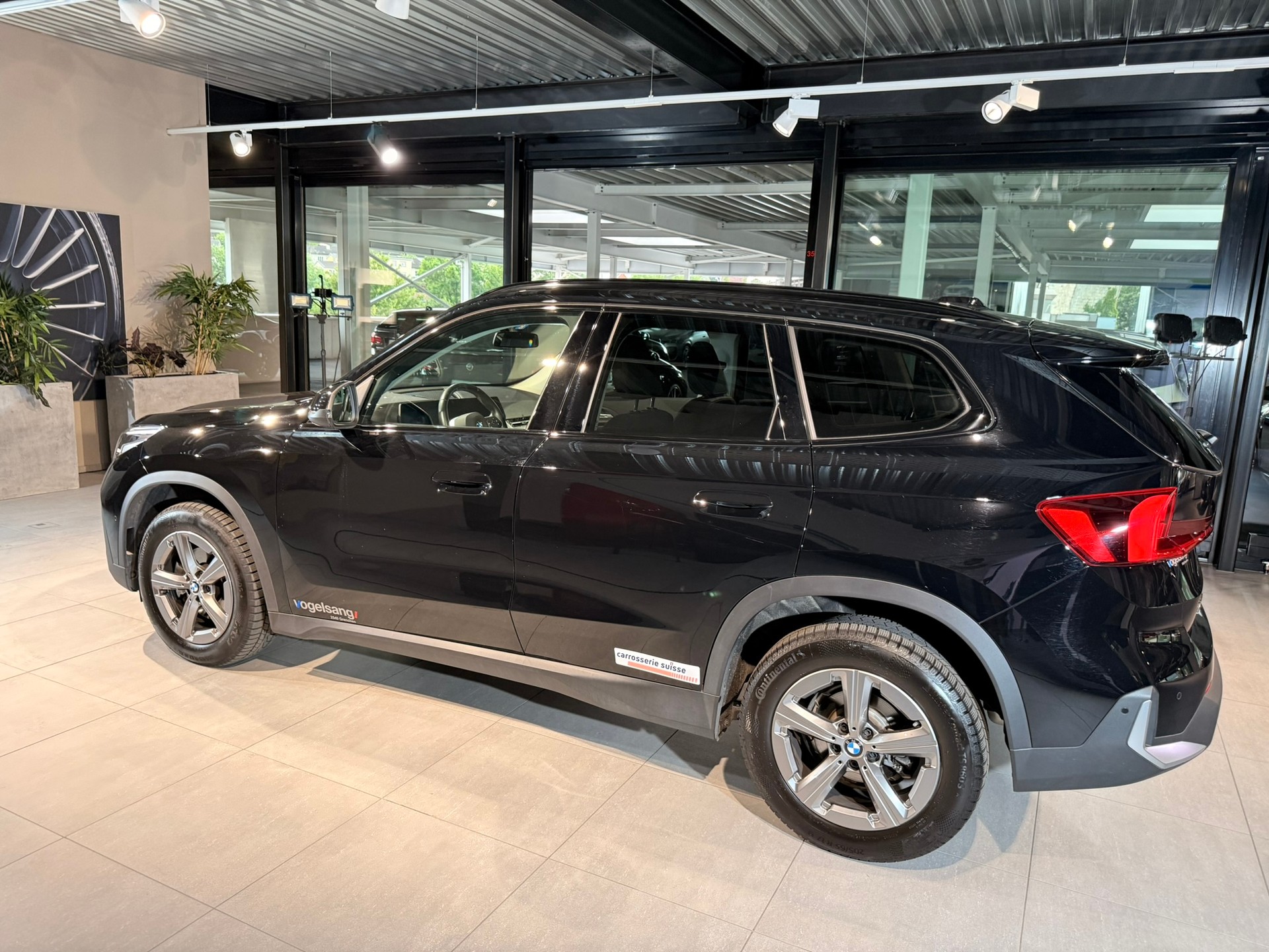 BMW X1 sDrive 18i-image-16