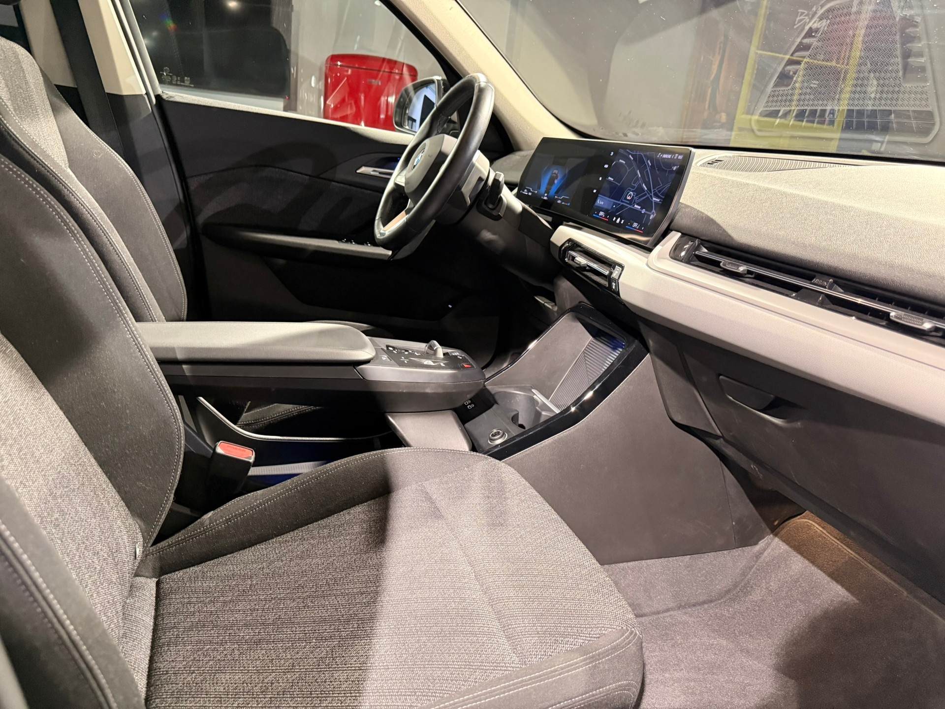 BMW X1 sDrive 18i-image-27