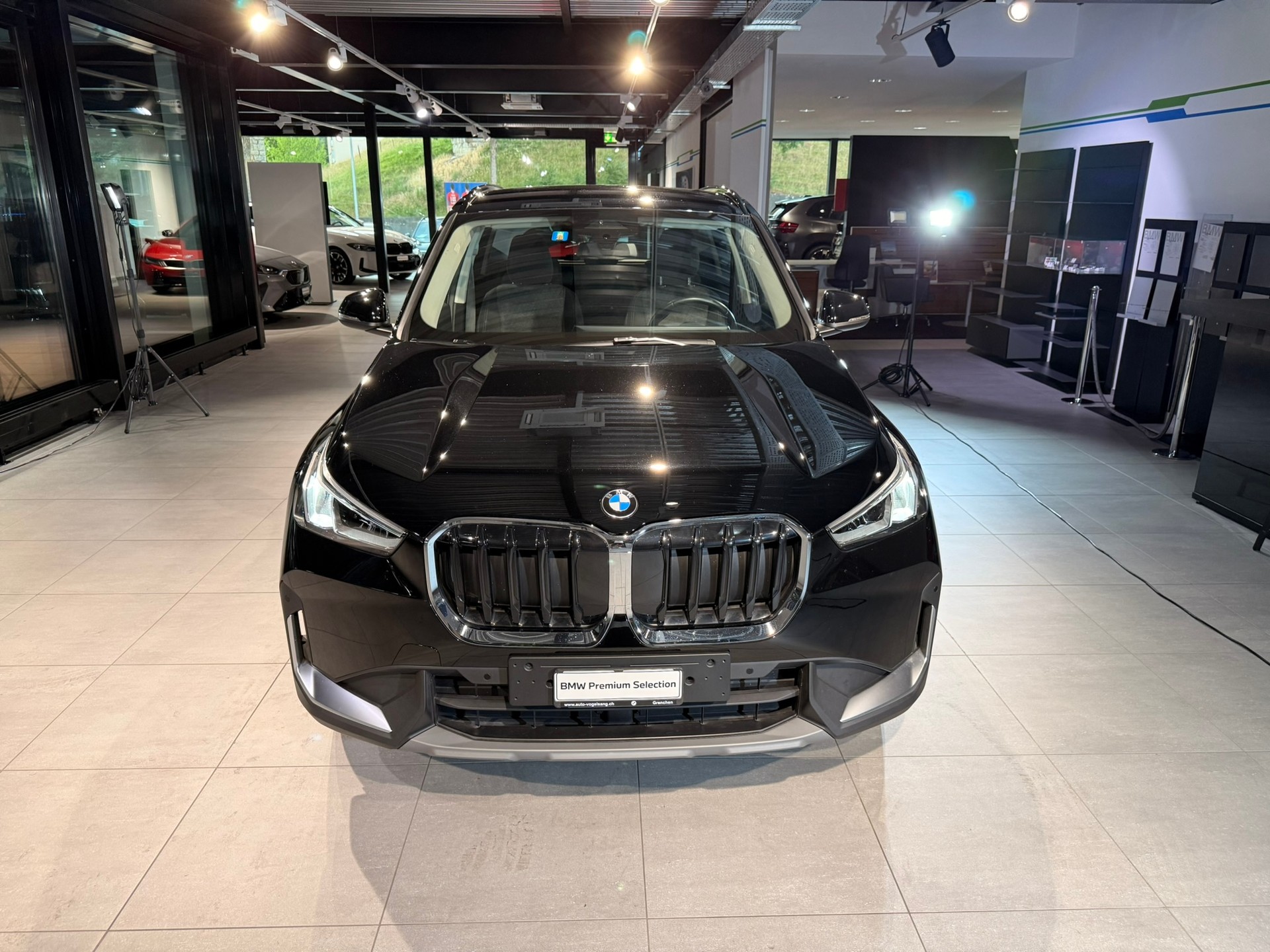 BMW X1 sDrive 18i-image-3