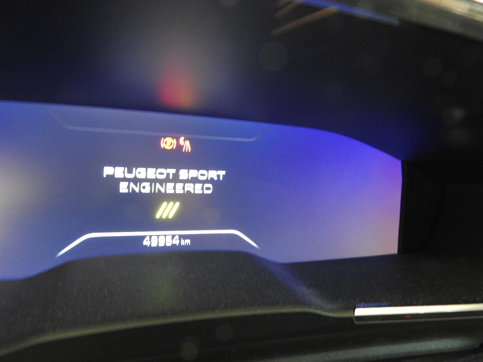 PEUGEOT 508 SW Hybrid4 360 e 4x4 Sport Engineered-image-9