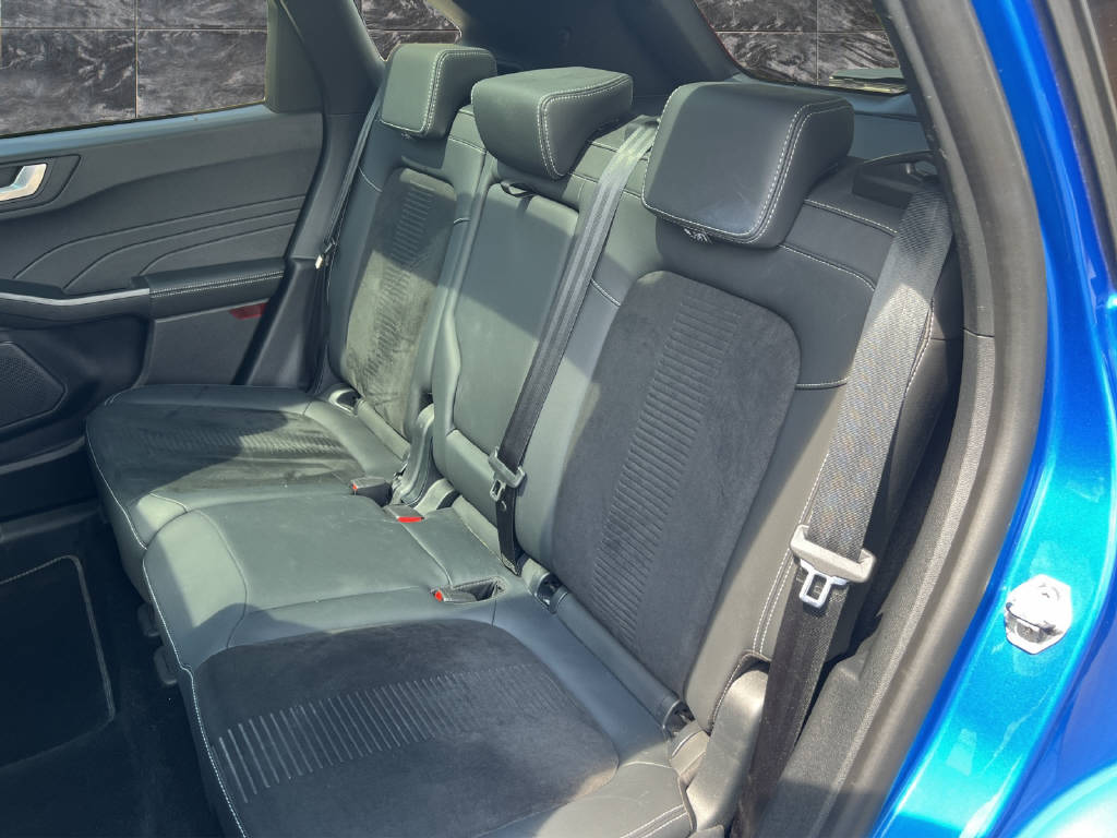 FORD Kuga 2.5 Hybrid Active X 4x4-image-8