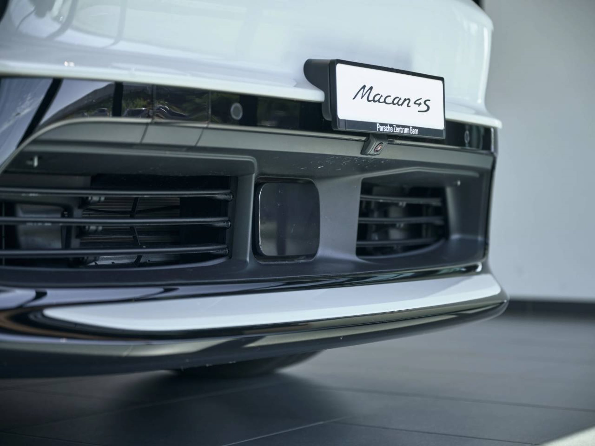 PORSCHE Macan 4S-image-26