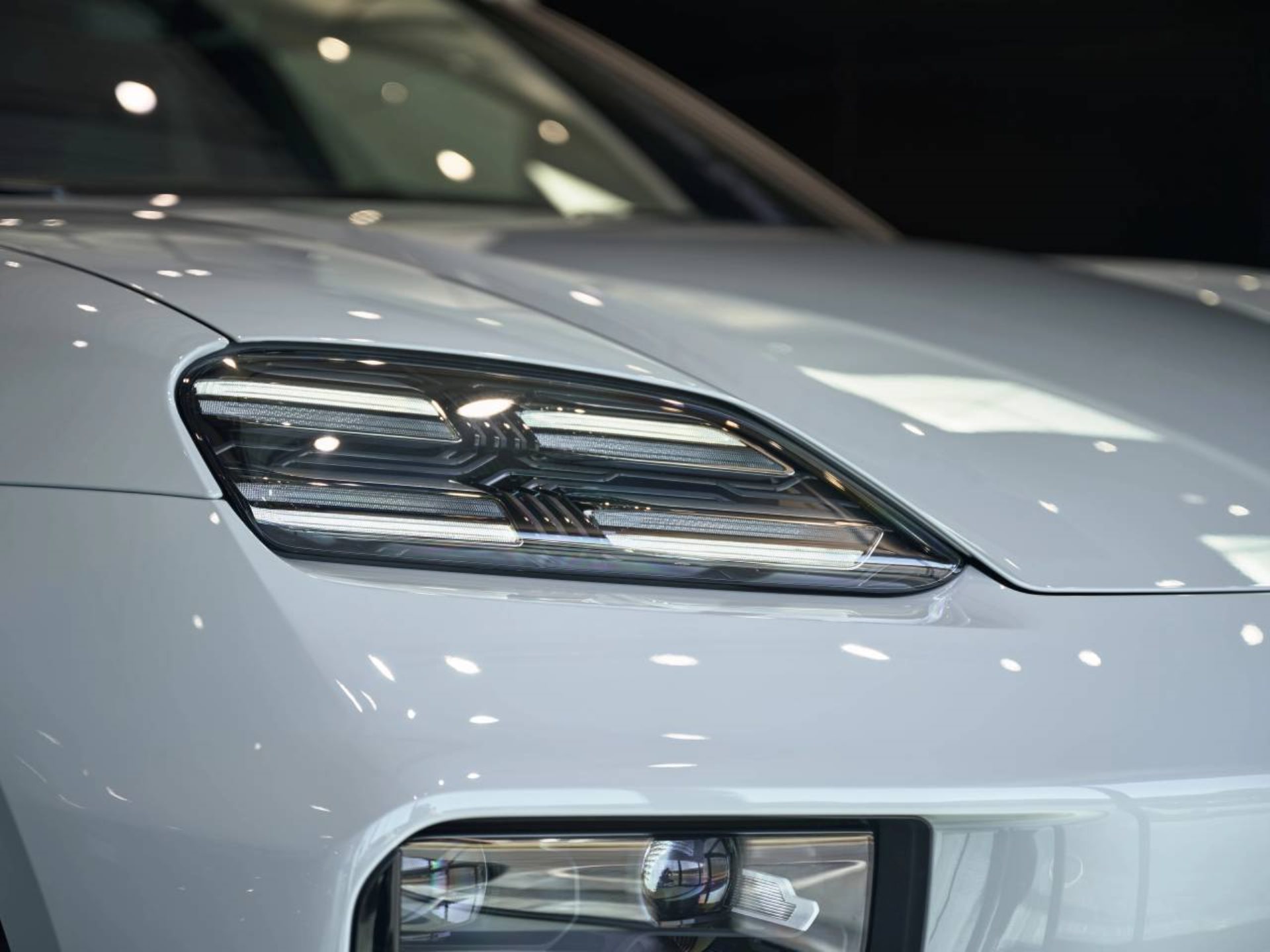PORSCHE Macan 4S-image-24