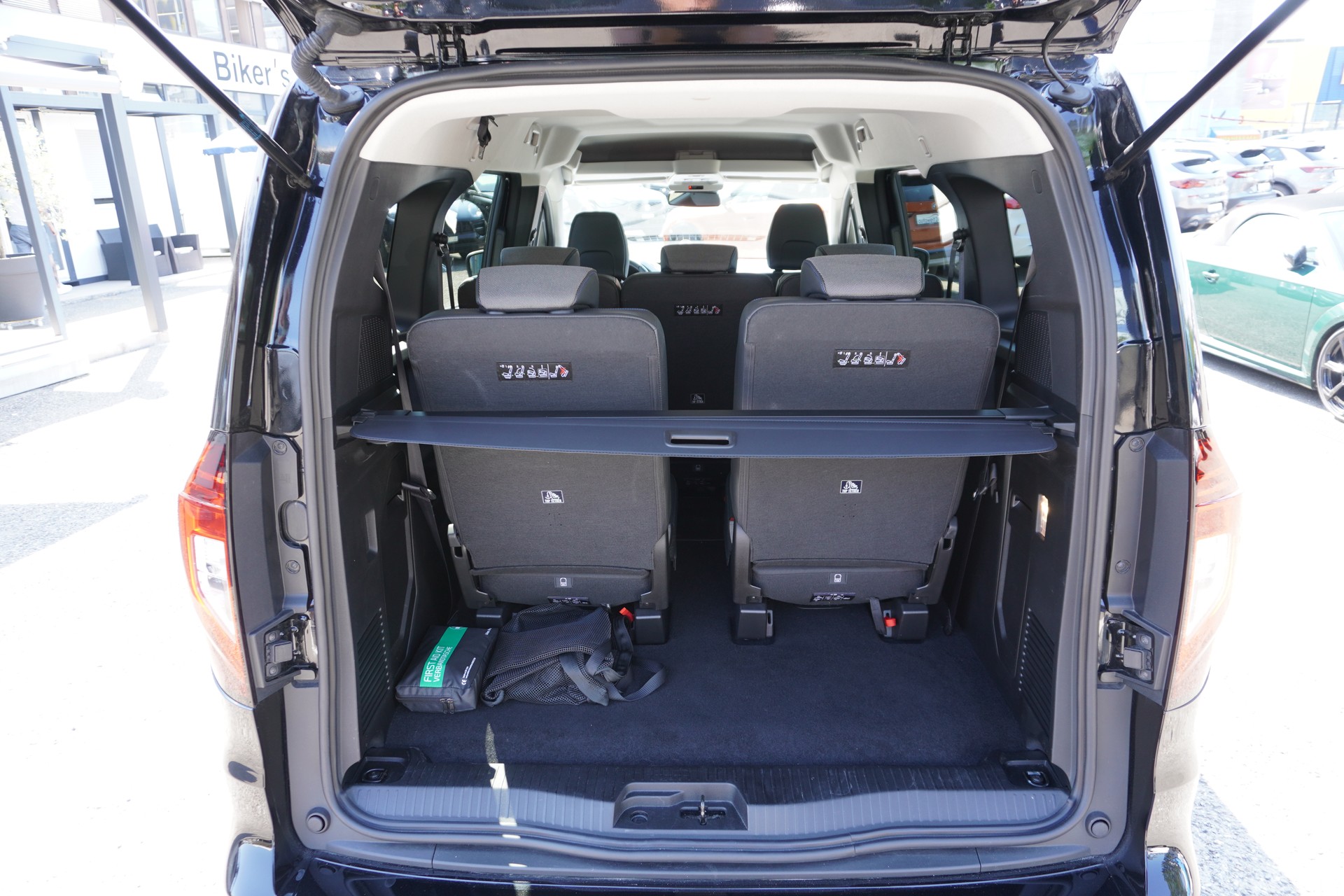 NISSAN Townstar Kombi 1.3 DIG-T L1 Tekna 7-PLÄTZER!!!-image-9