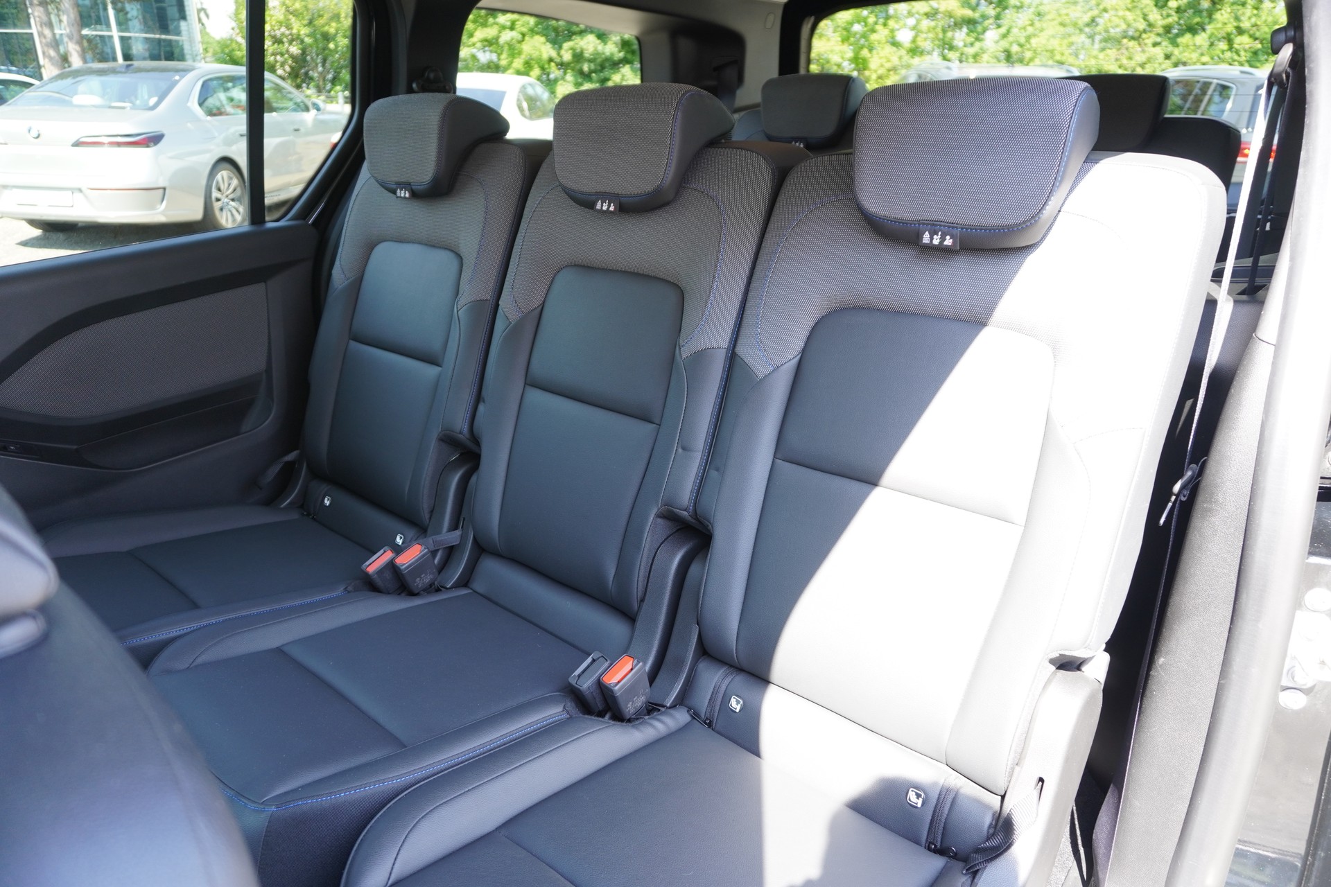 NISSAN Townstar Kombi 1.3 DIG-T L1 Tekna 7-PLÄTZER!!!-image-12