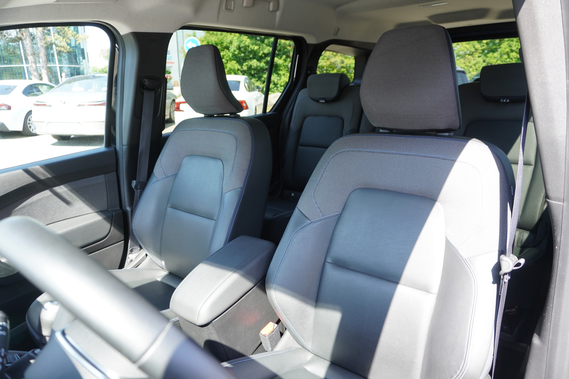 NISSAN Townstar Kombi 1.3 DIG-T L1 Tekna 7-PLÄTZER!!!-image-11