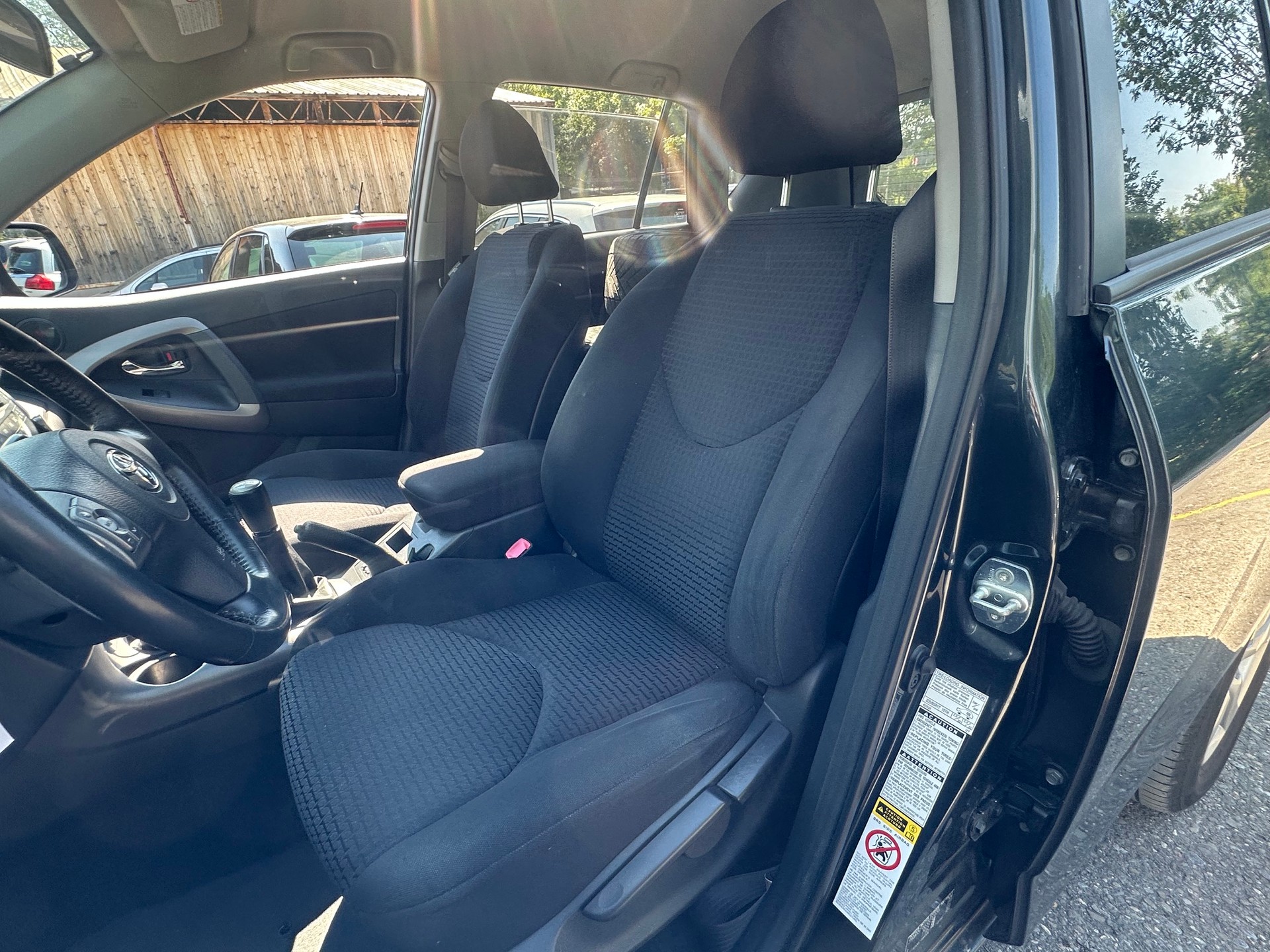 TOYOTA RAV-4 2.0 16V Linea Sol-image-8