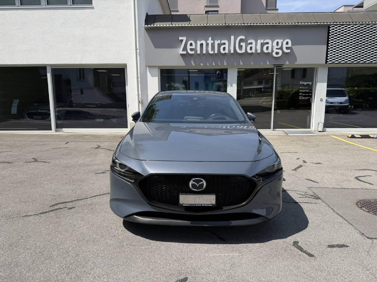 MAZDA 3 Hatchback 2.0 180 Revolution-image-1