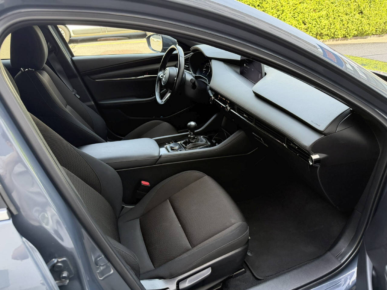 MAZDA 3 Hatchback 2.0 180 Revolution-image-11