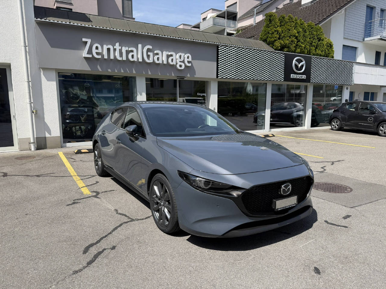 MAZDA 3 Hatchback 2.0 180 Revolution-image-0