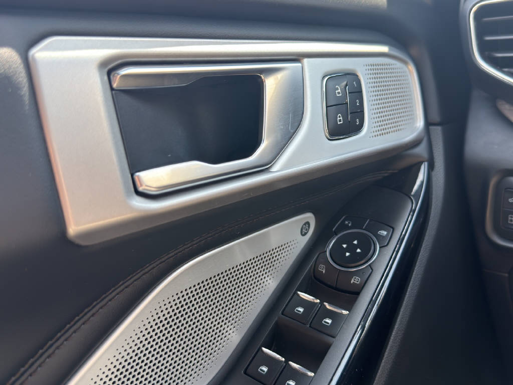 FORD Explorer 3.0 V6 Plug-in Hybrid Platinum **Gratis Service**5 Jahre Garantie**-image-14