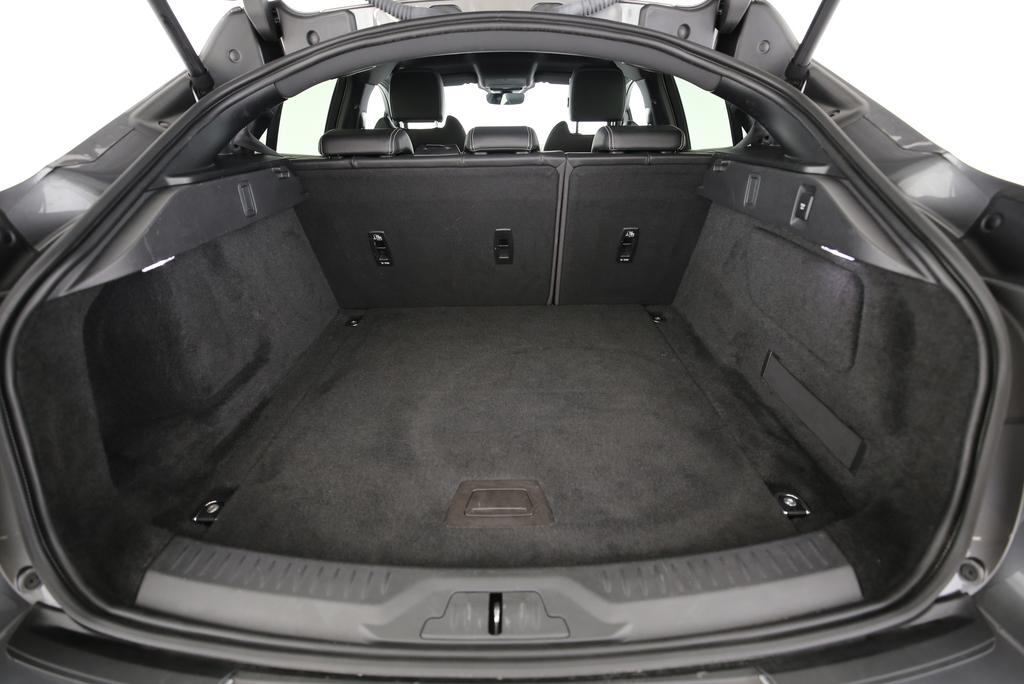 JAGUAR I-Pace EV400 SE AWD-image-9
