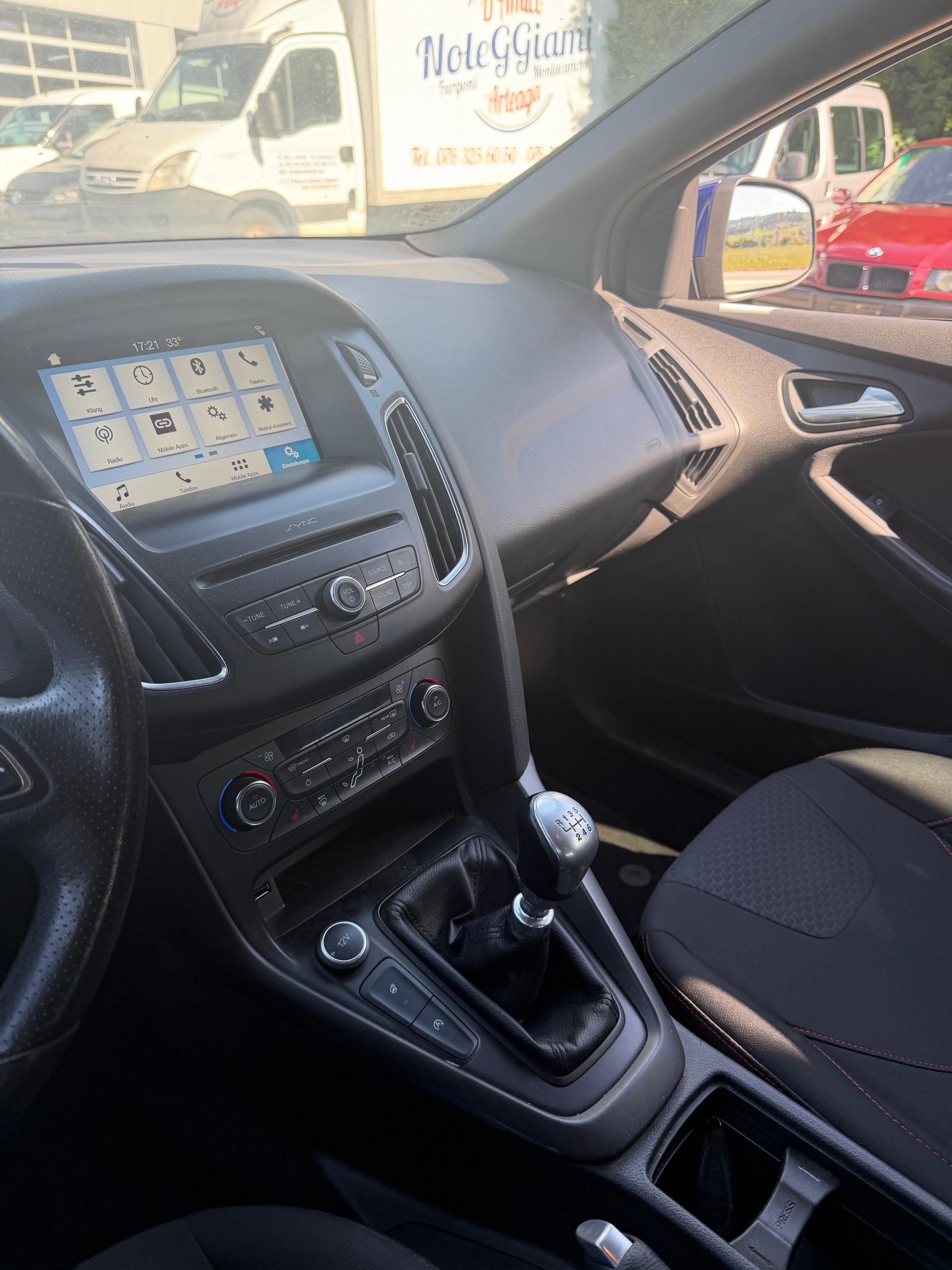 FORD Focus 1.0 SCTi ST Line-image-7