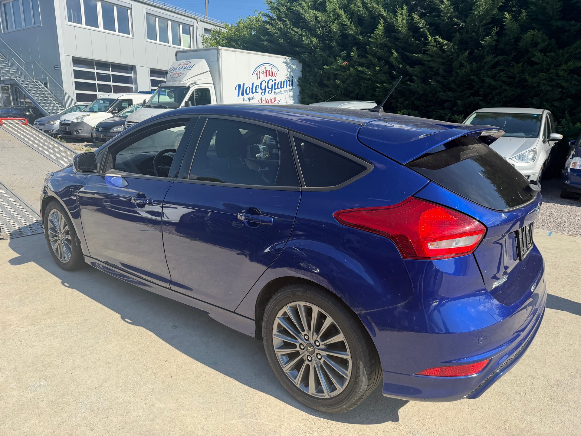 FORD Focus 1.0 SCTi ST Line-image-4
