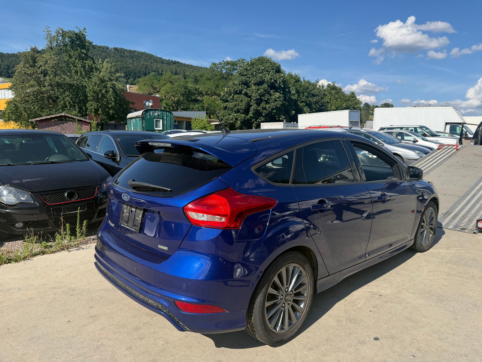 FORD Focus 1.0 SCTi ST Line-image-1