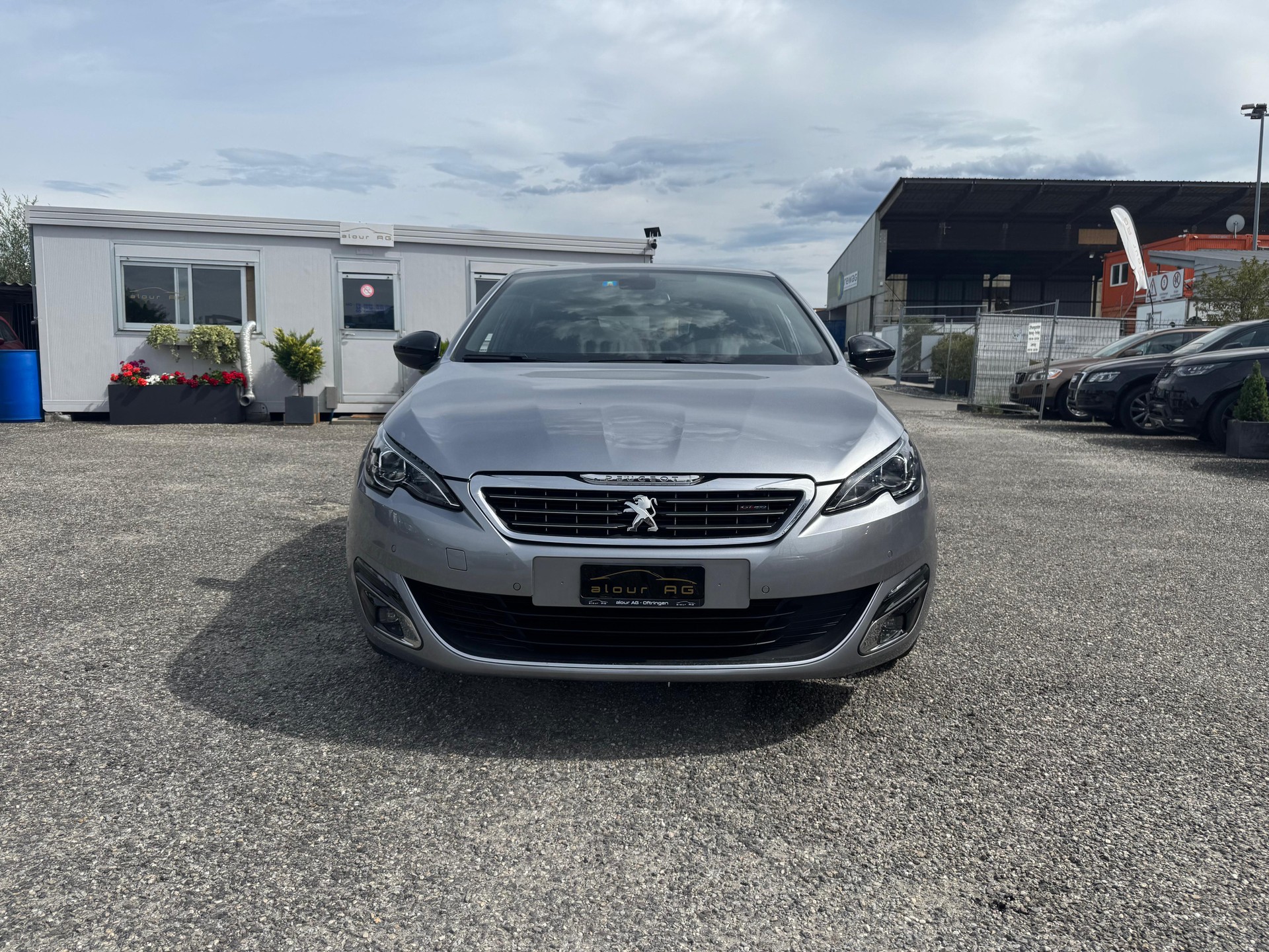 PEUGEOT 308 1.2 THP GT Line-image-0