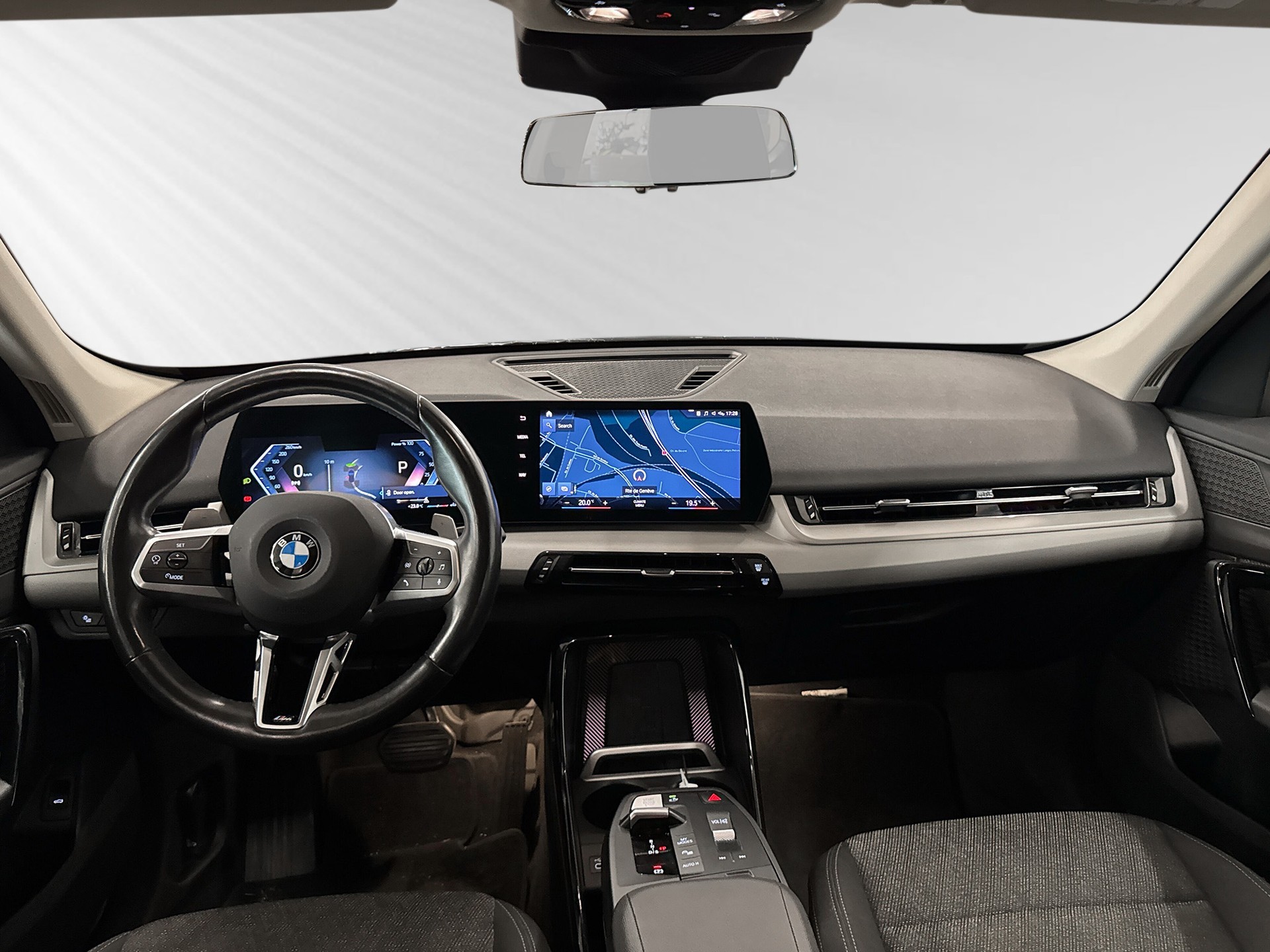 BMW X1 sDrive 18i-image-5