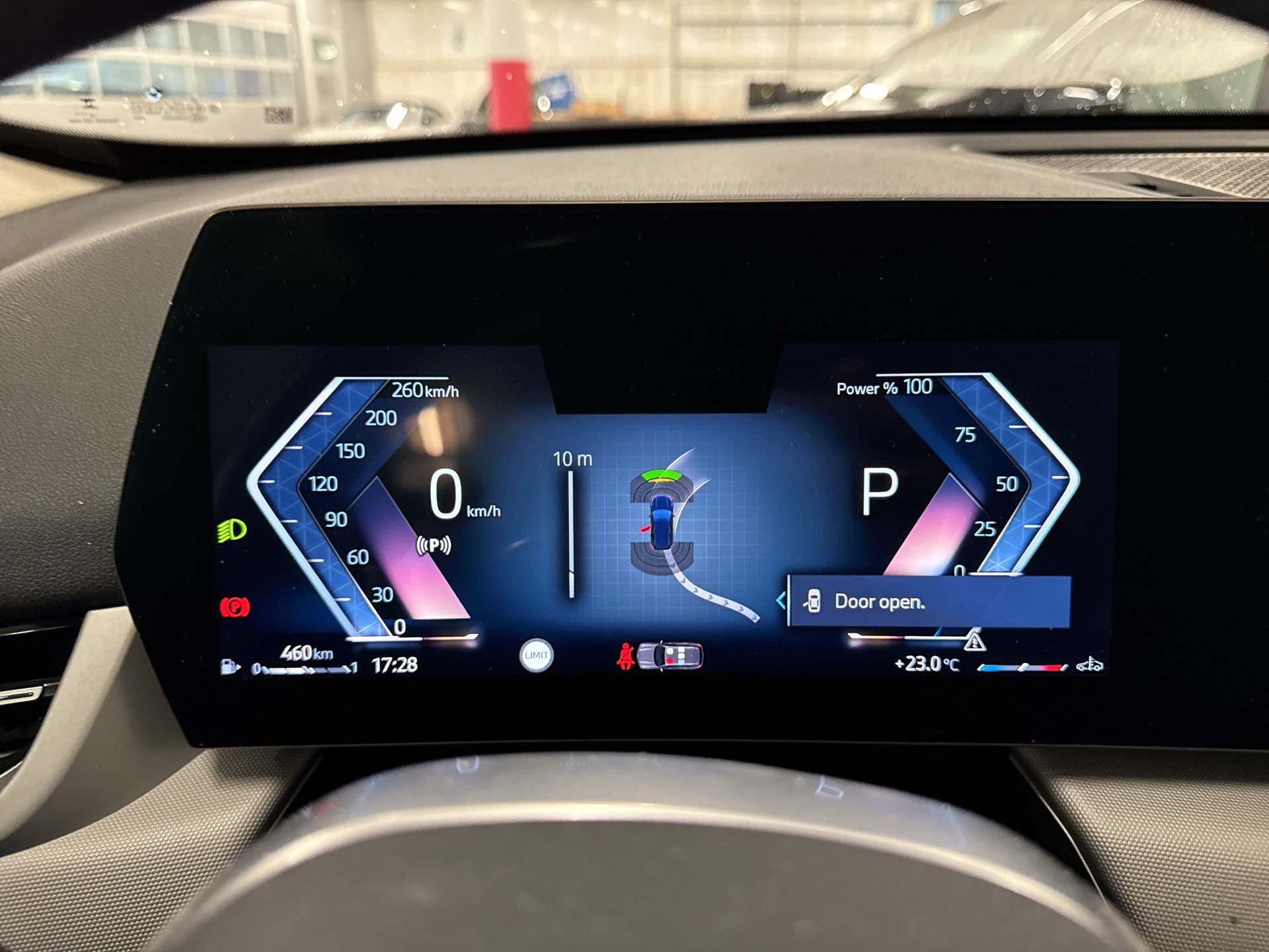 BMW X1 sDrive 18i-image-13