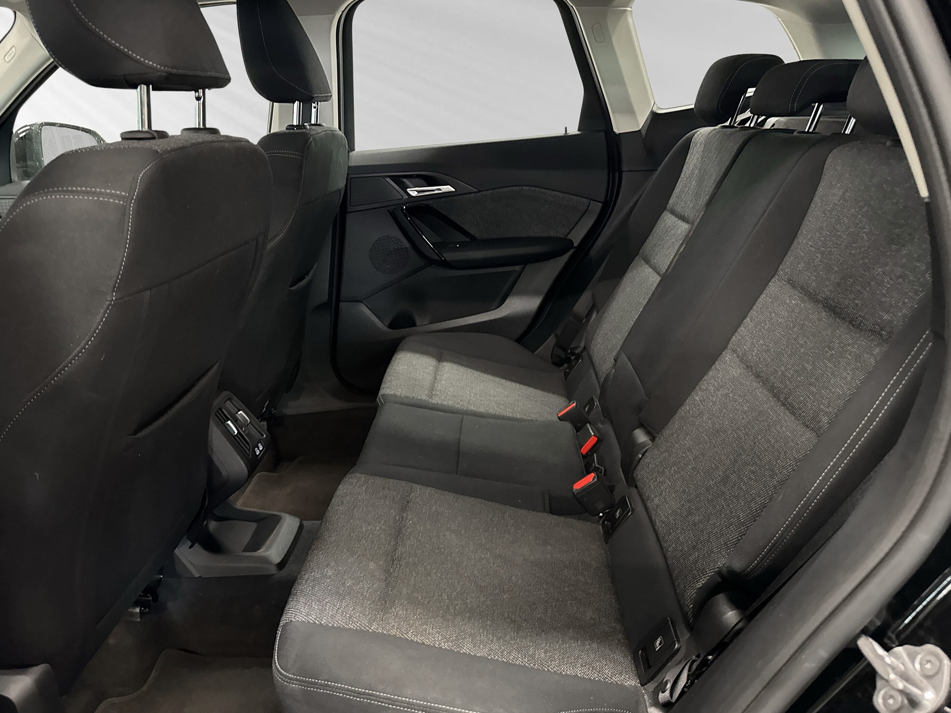 BMW X1 sDrive 18i-image-6