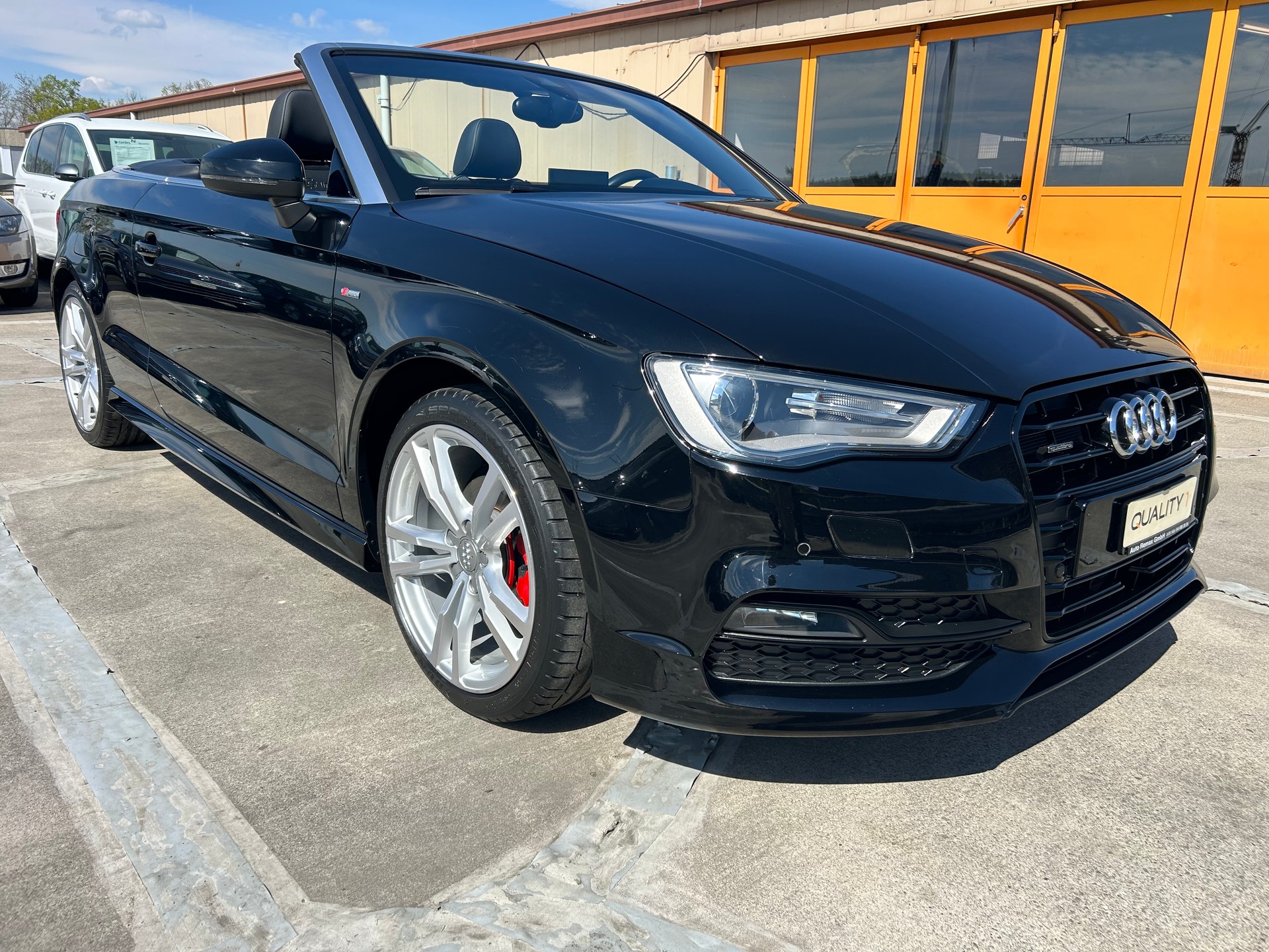 AUDI A3 Cabriolet 1.4 TFSI Ambition-image-5