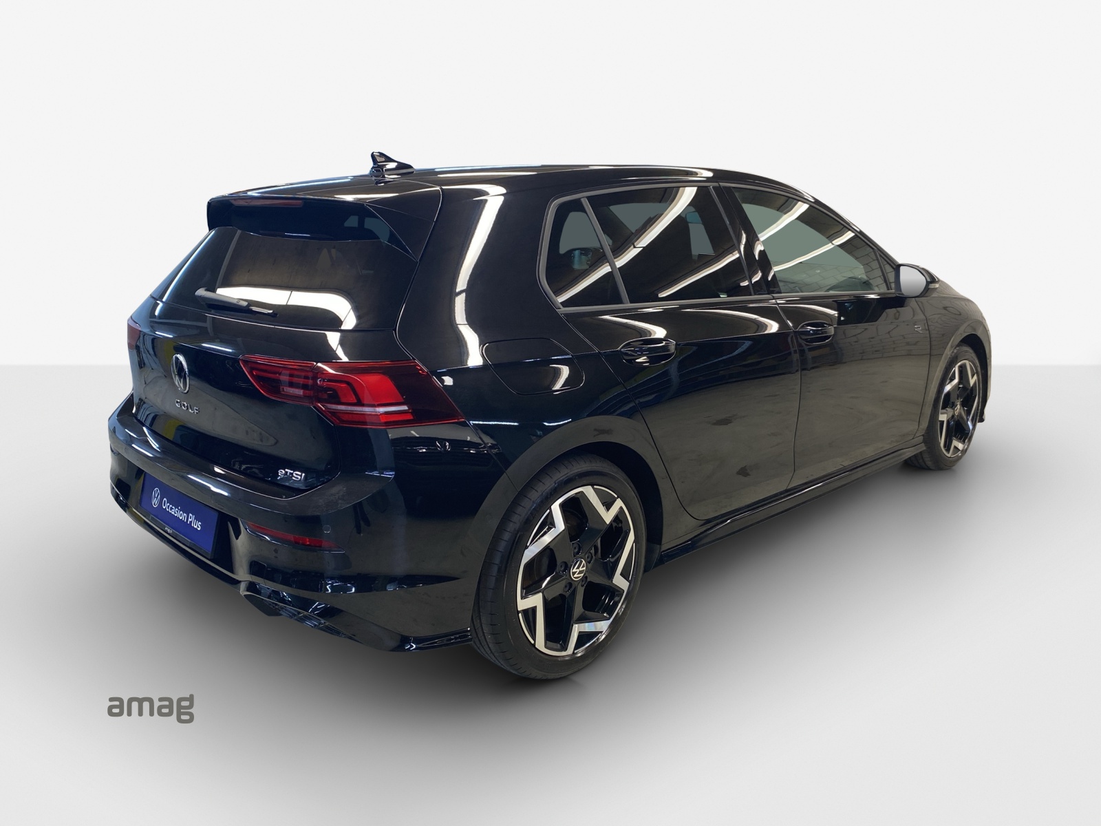 VW Golf 1.5 e TSI mHEV R-Line DSG-image-4