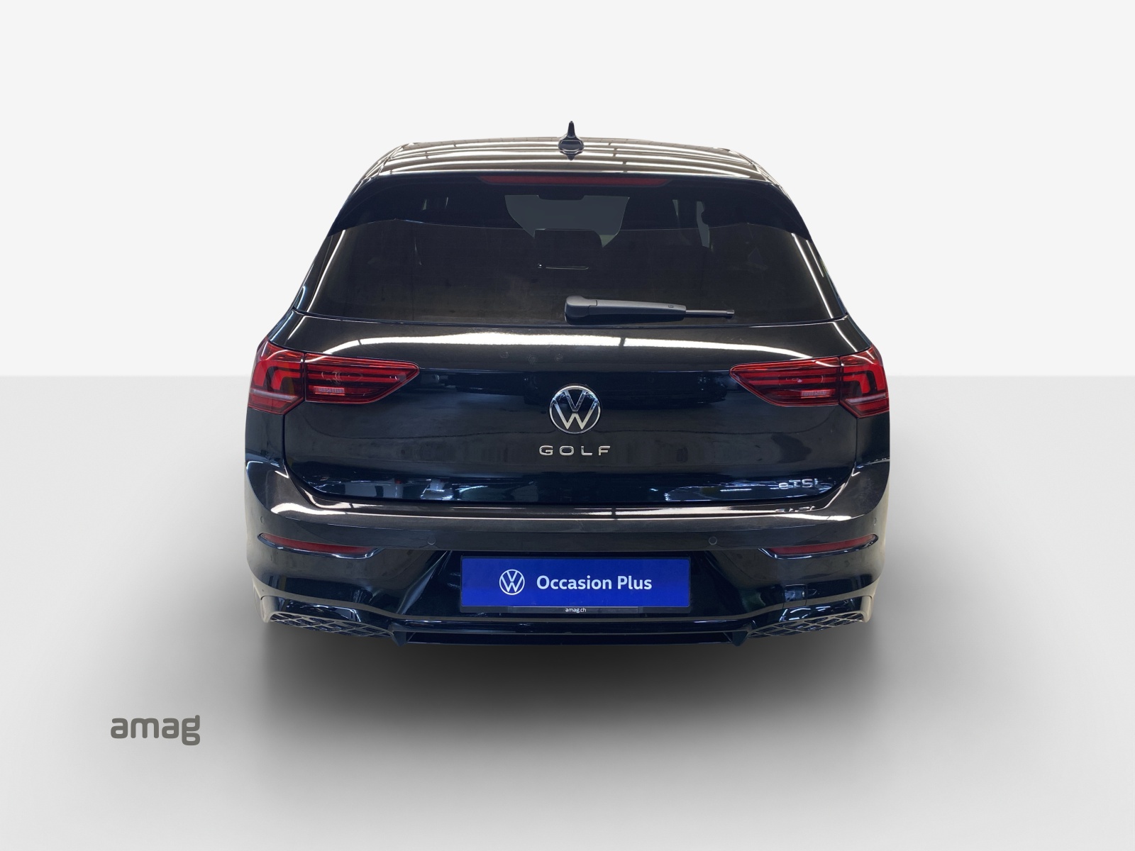 VW Golf 1.5 e TSI mHEV R-Line DSG-image-3