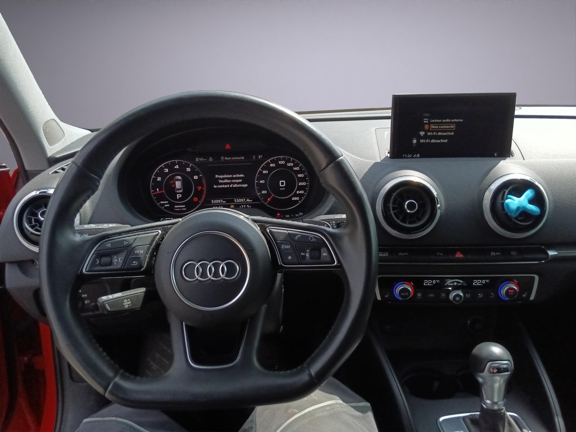 AUDI A3 Sportback 2.0 40 TFSI Design qu. S-Tr.-image-12