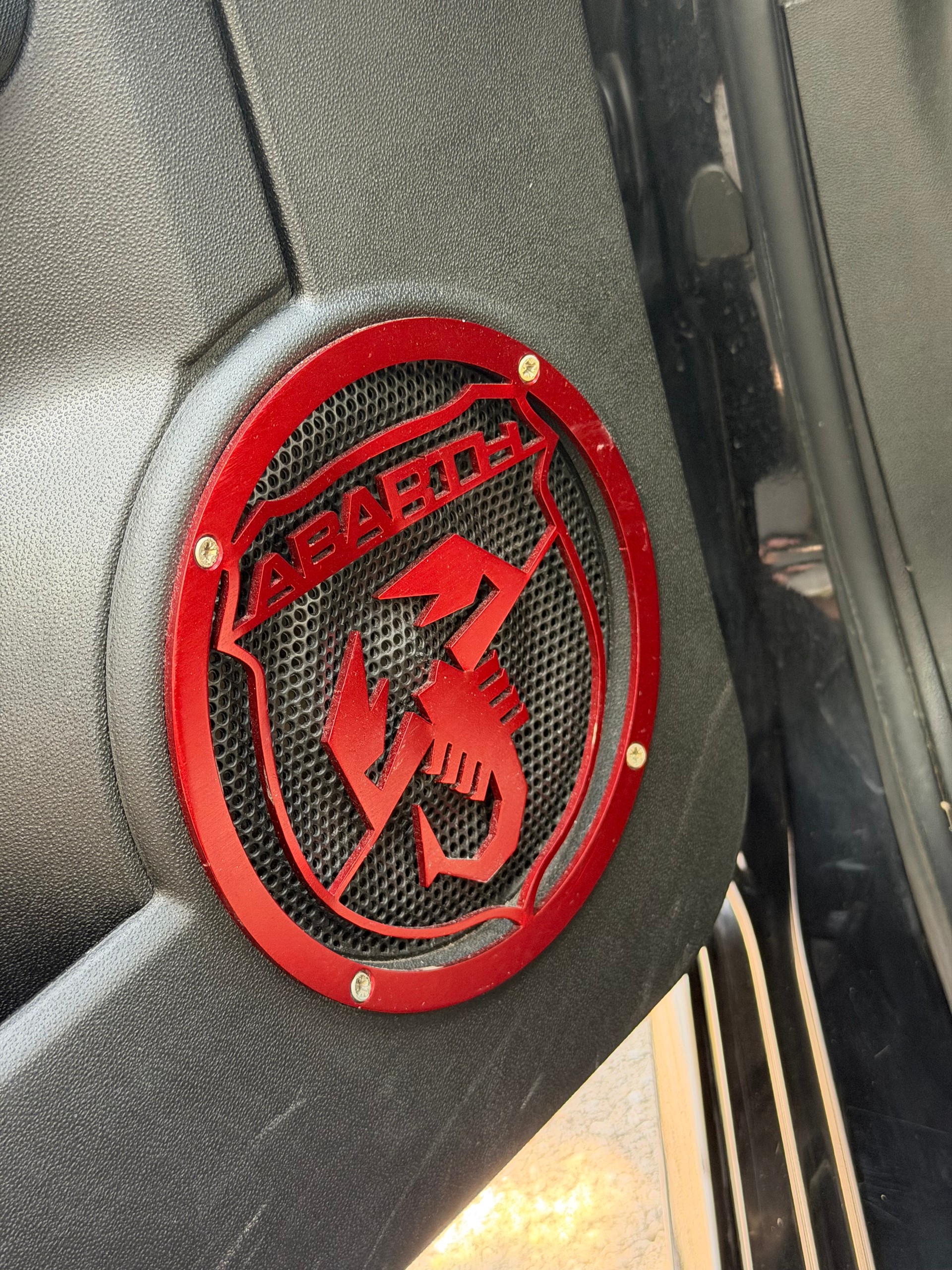 FIAT 500 1.4 16V Turbo Abarth Dualogic-image-9