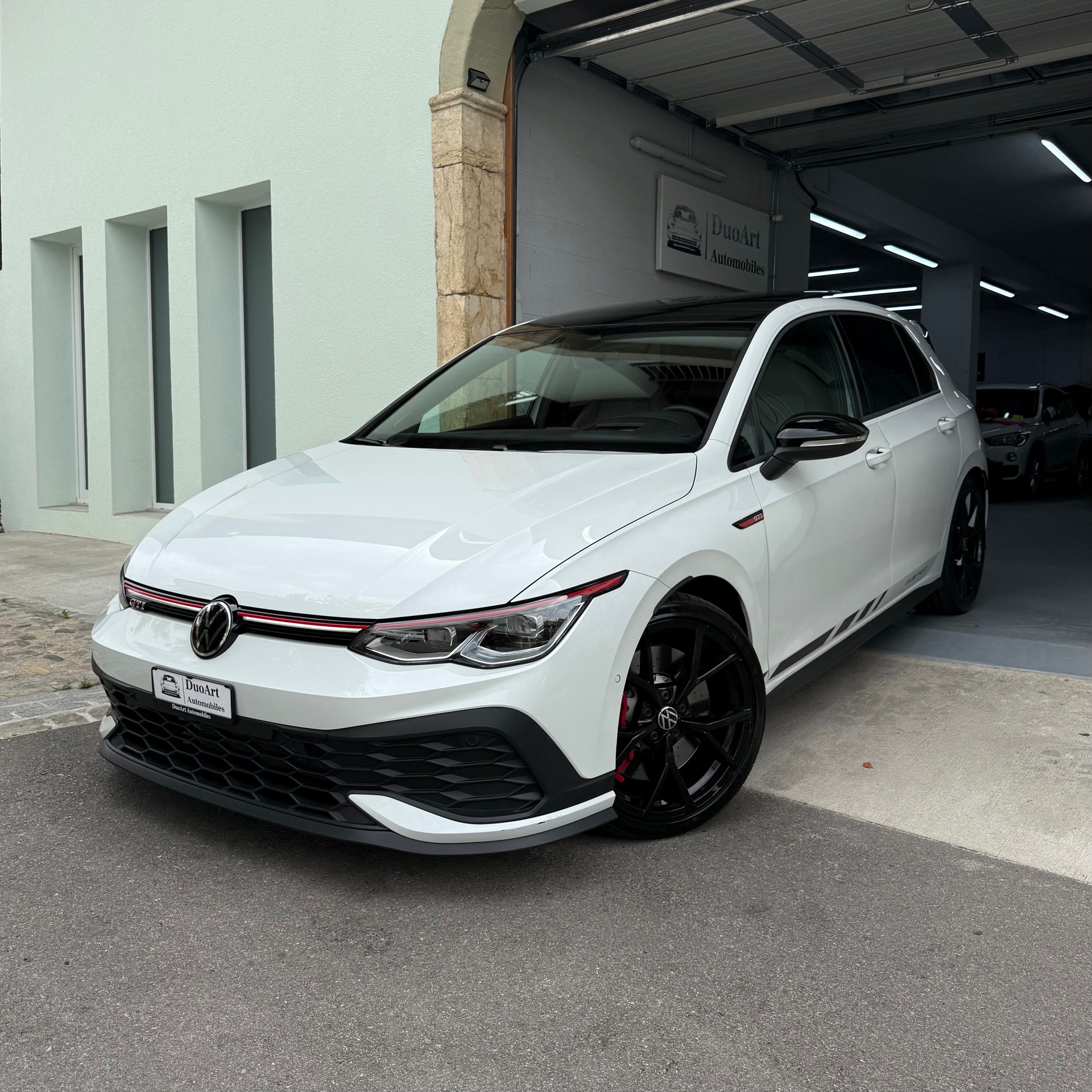 VW Golf 2.0 TSI GTI Clubsport DSG-image-0