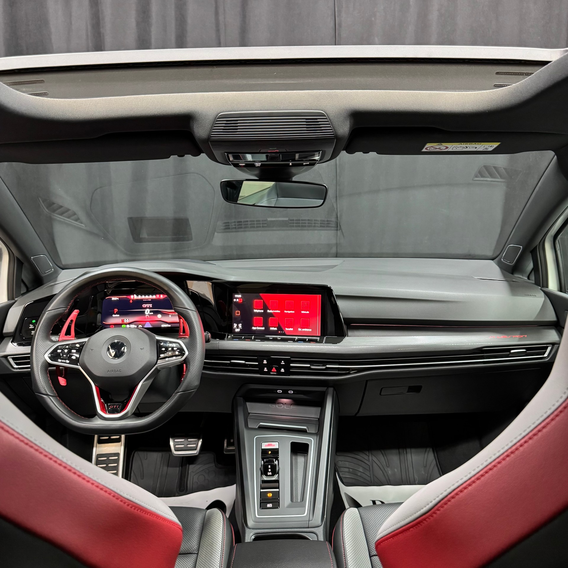 VW Golf 2.0 TSI GTI Clubsport DSG-image-9