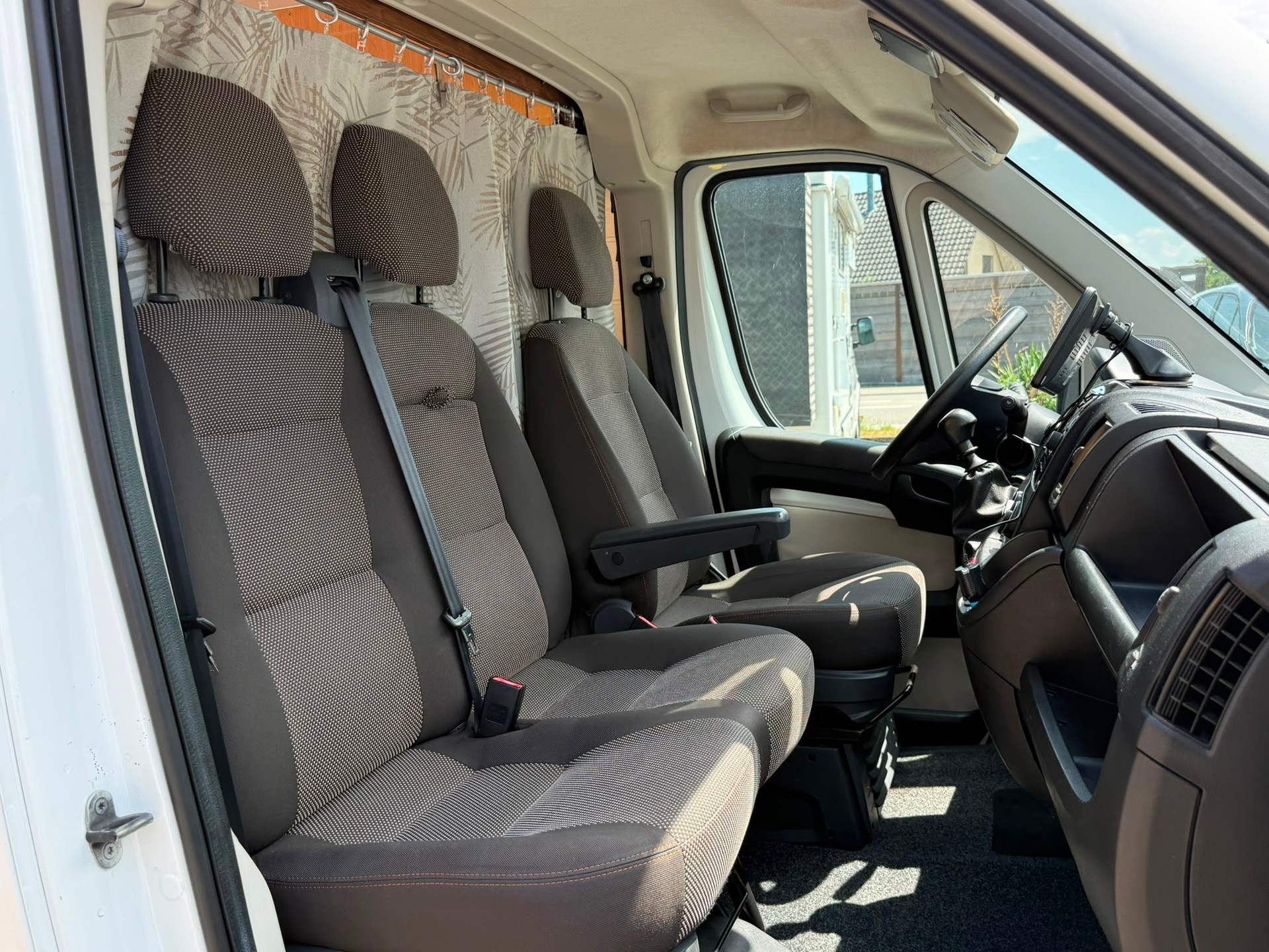 PEUGEOT Boxer Hochdach Camper-image-10