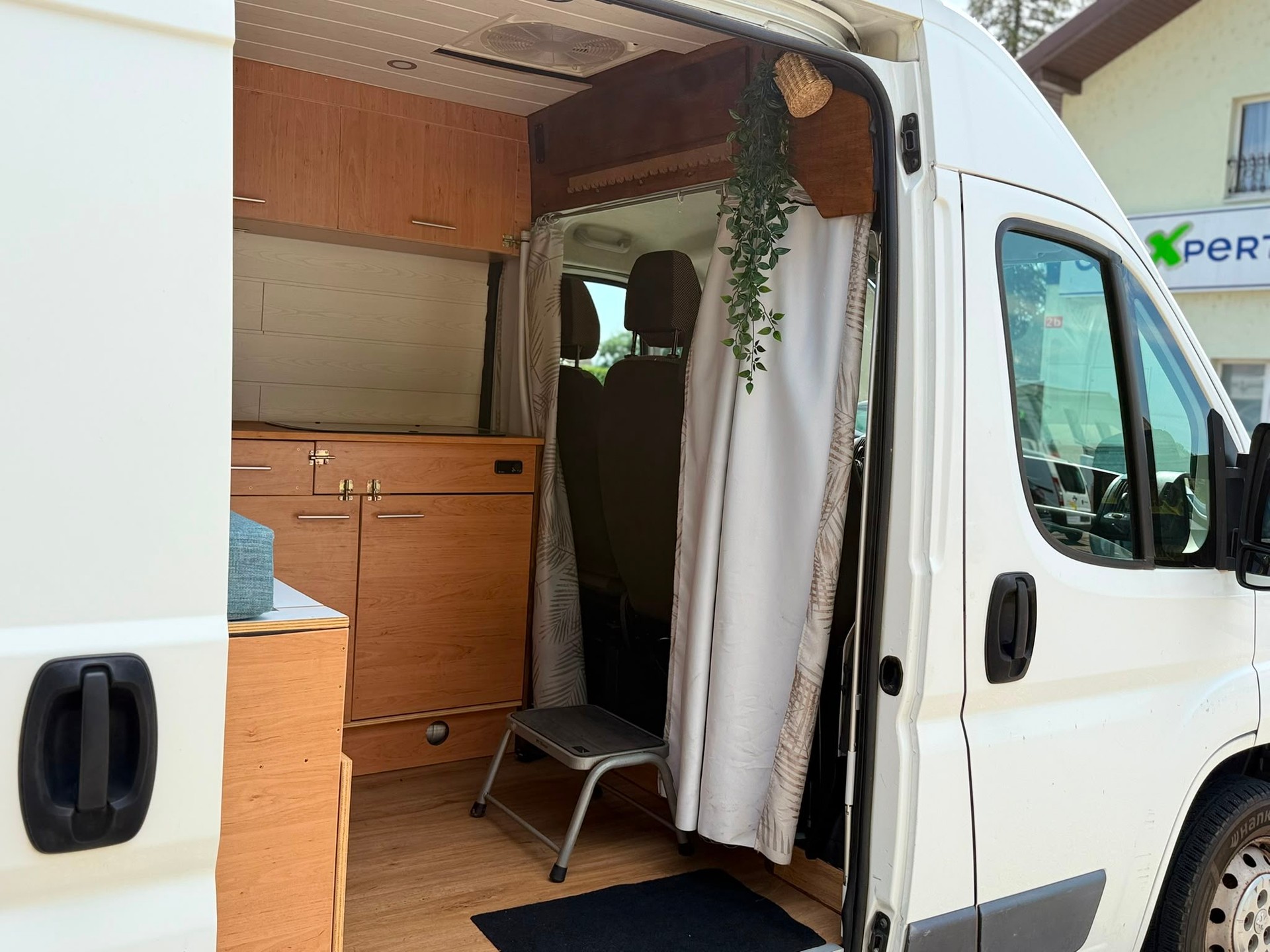 PEUGEOT Boxer Hochdach Camper-image-19