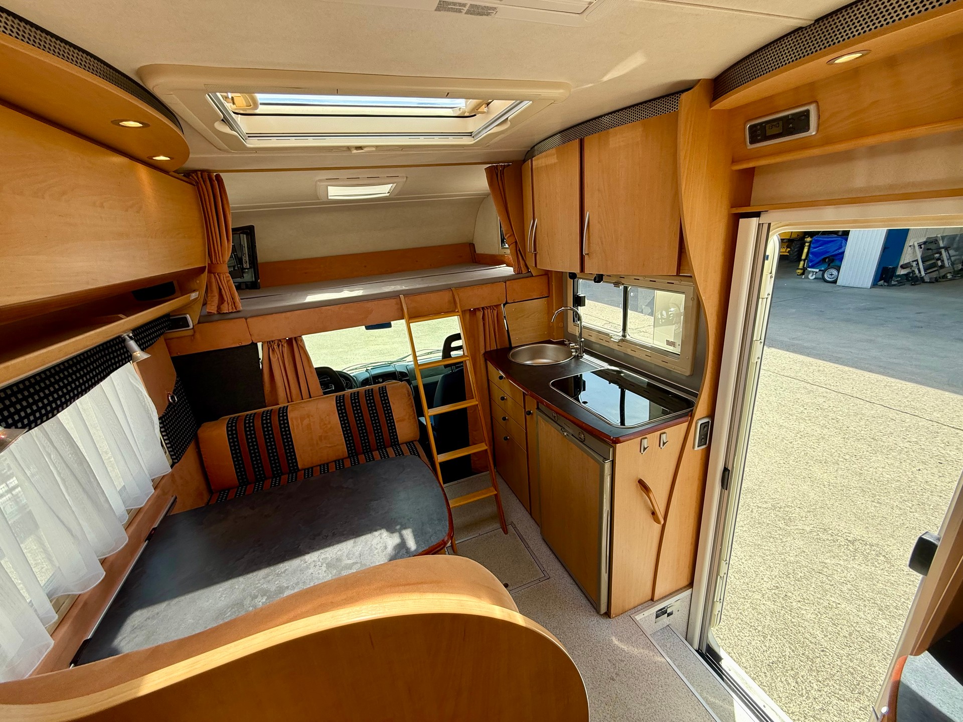 FIAT Euramobil FamilyTime - Doppelboden-image-7