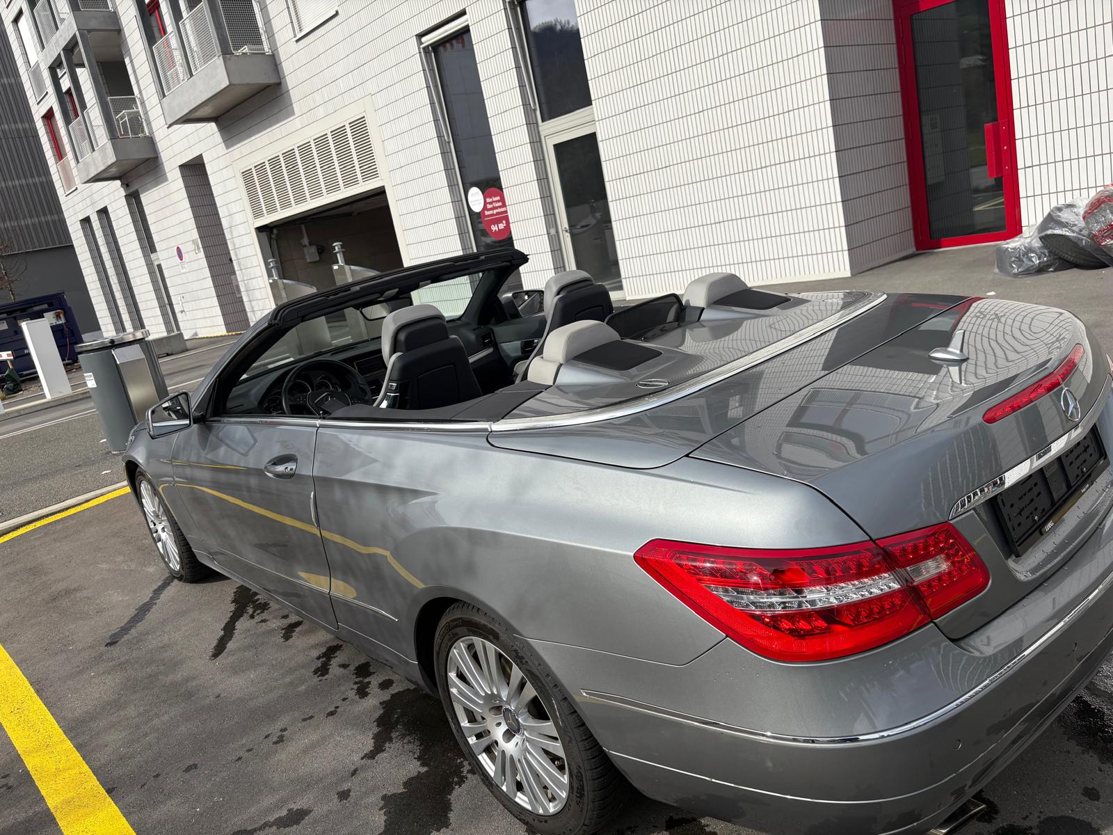 MERCEDES-BENZ E 200-image-4