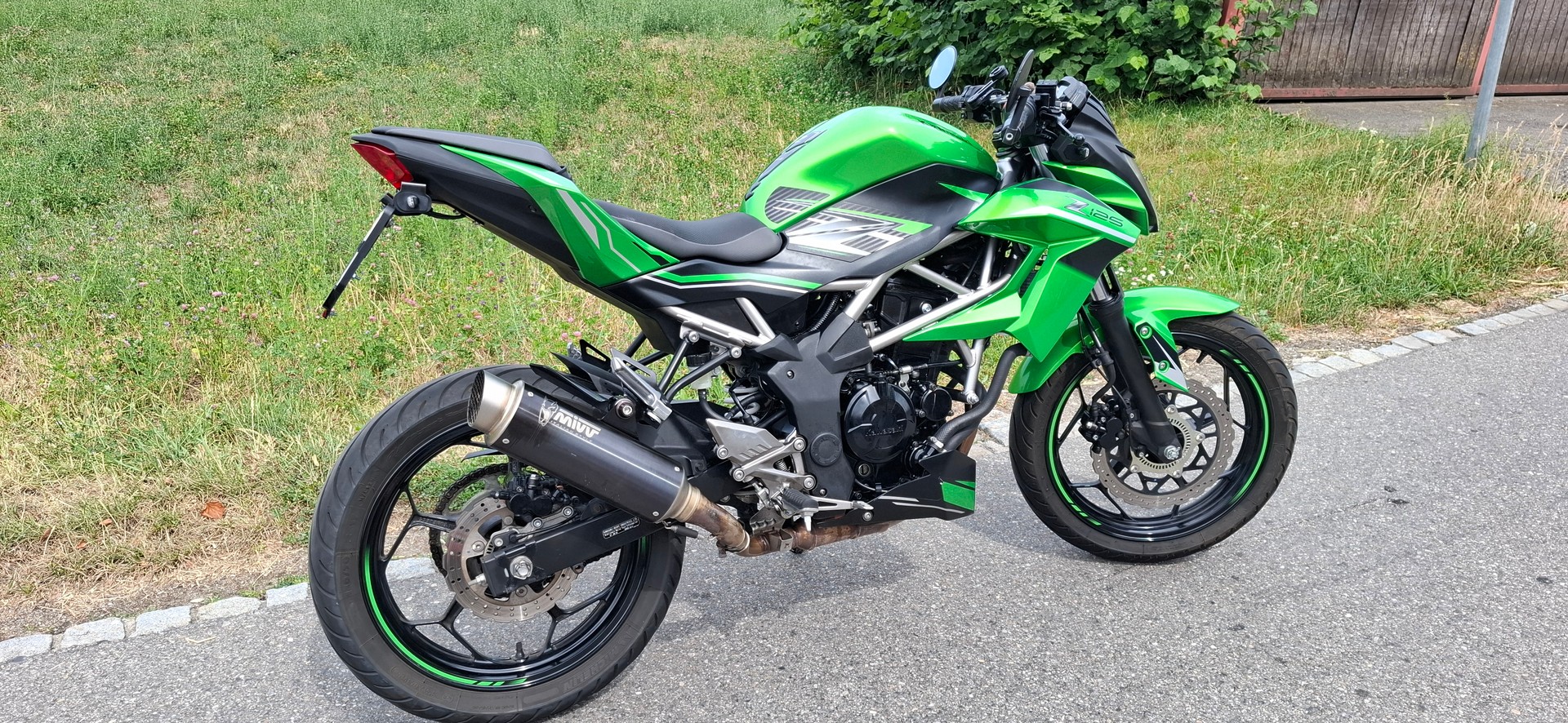 KAWASAKI Z 125 ABS-image-2