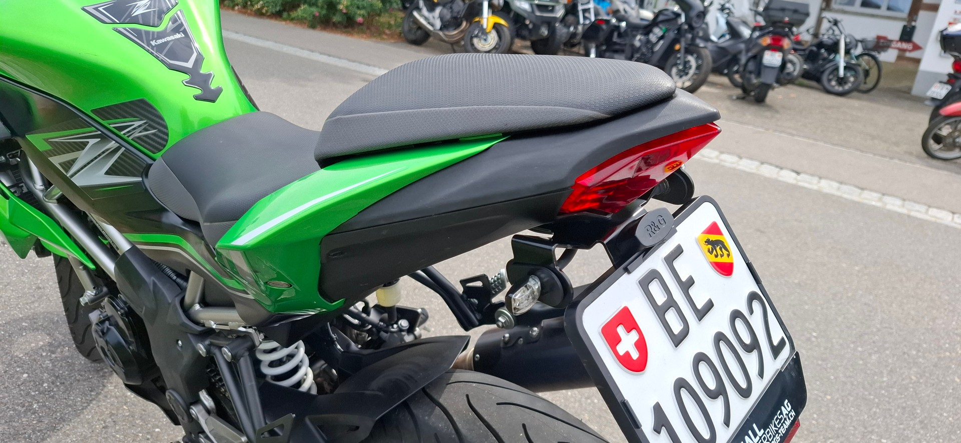KAWASAKI Z 125 ABS-image-8